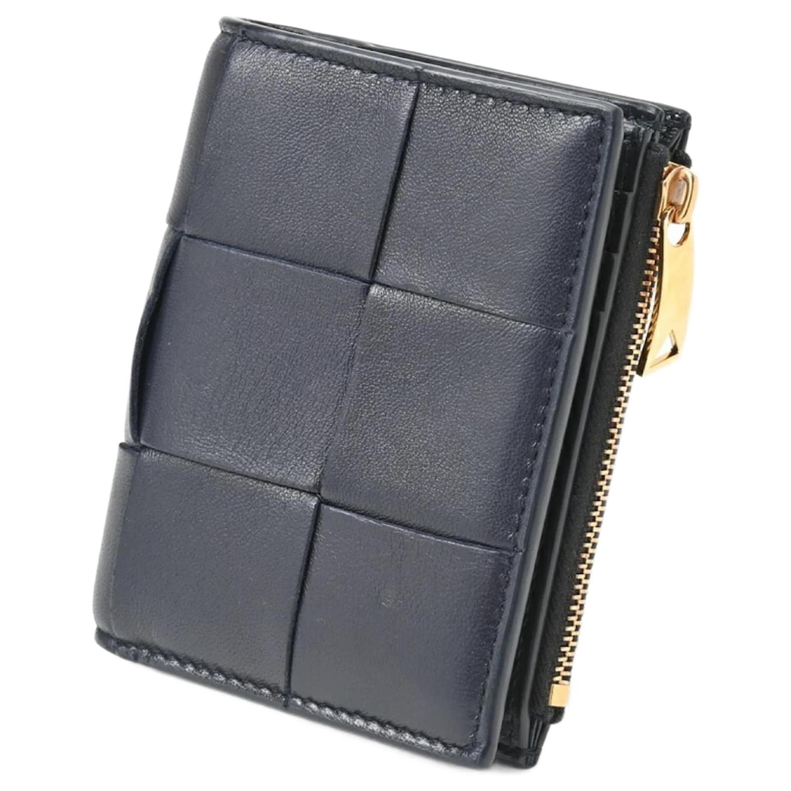ショルダーバッグ Bottega Veneta BI-FOLD CASSETTE WALLET Bottega Veneta® Women's Cassette Small Bi-Fold Wallet in