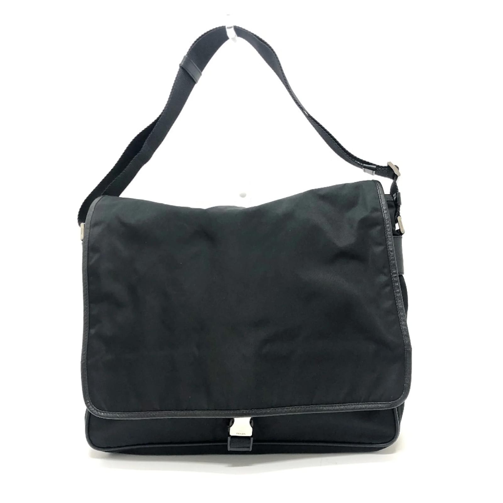 美品！PRADA V166 ショルダーバッグ 黒 Prada V166 Black Shoulder Bag Leather Nylon ref.1576463