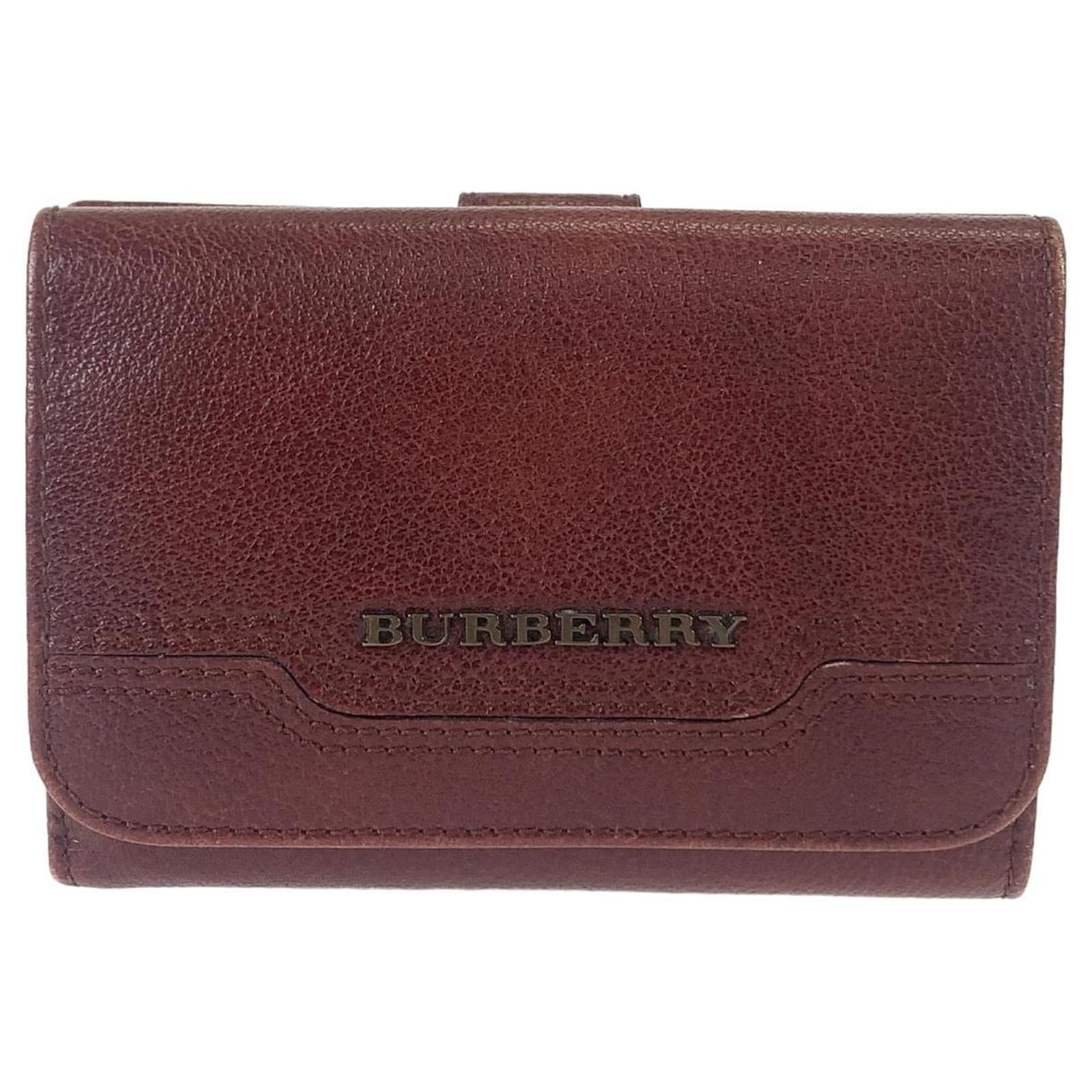 Burberry Smoked Check Leather Compact Wallet Red ref.1579293 Joli Closet