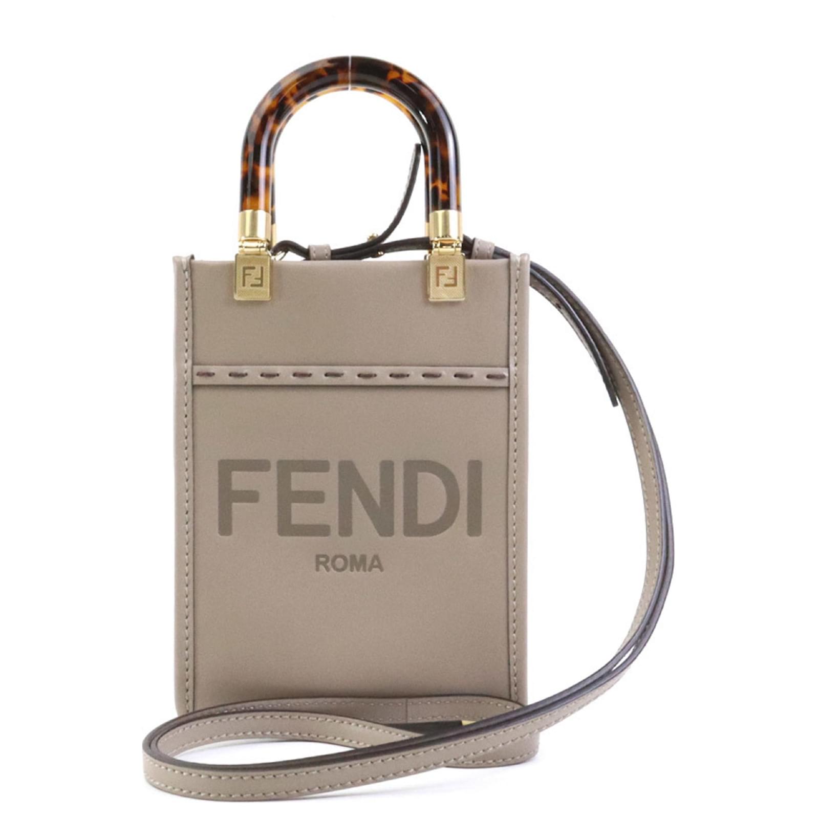 ショルダーバッグ FENDI Ivory Leather Fendi After Fendi Roma Shoulder Bag FENDI O'Lock Swing Ivory Calfskin Leather Shoulder Bag
