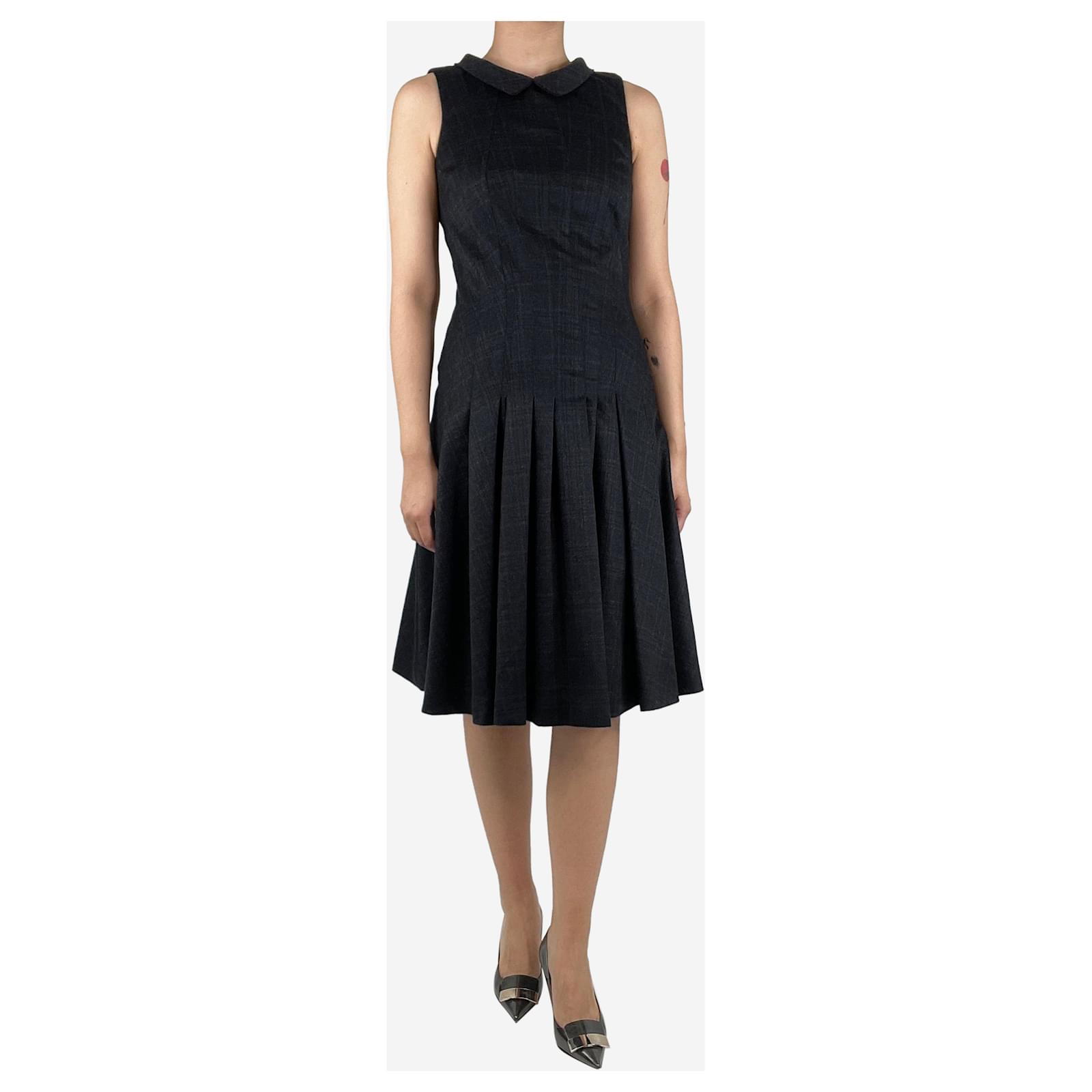 slim fit dress slacks Oscar De La Renta