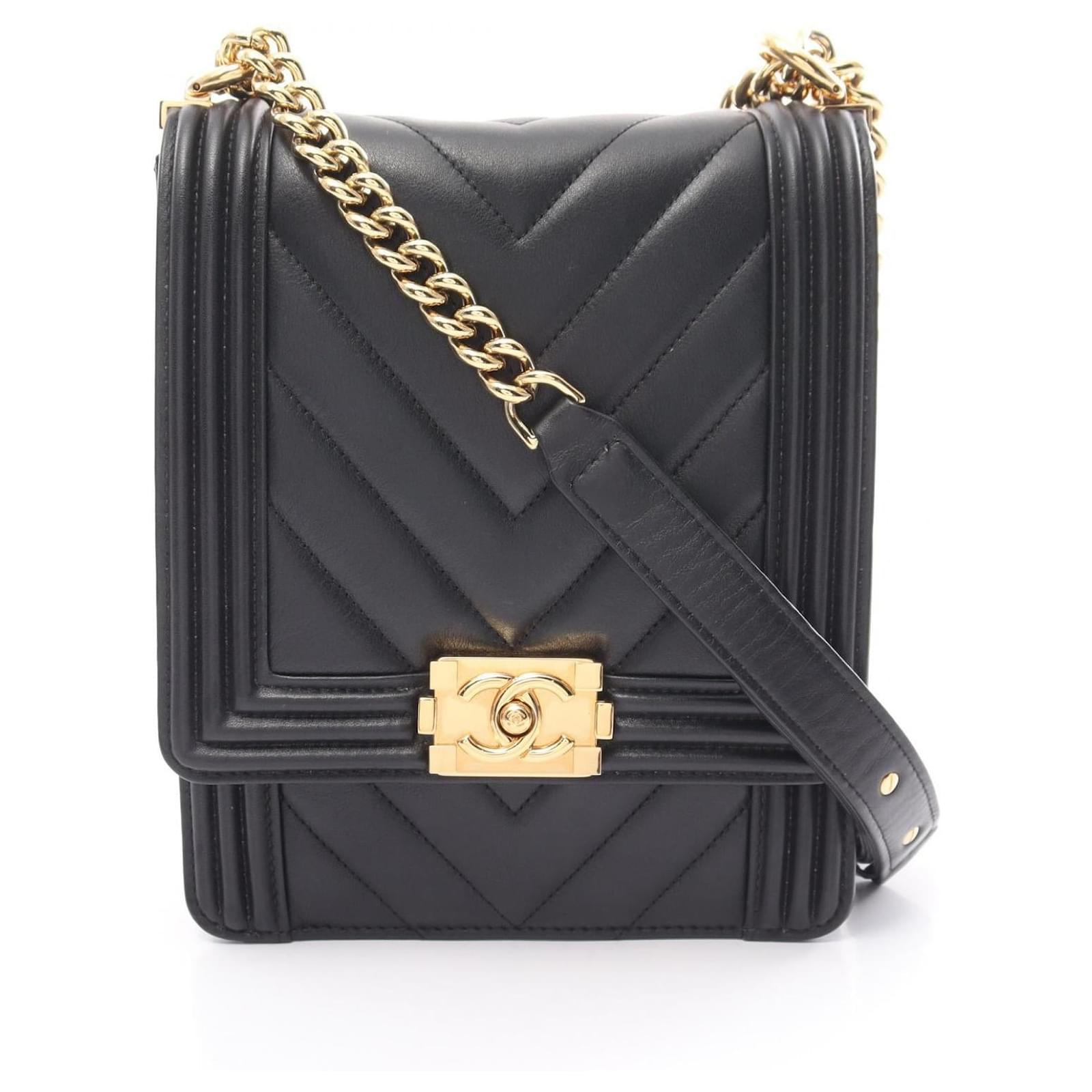 Chanel chevron le boy sale