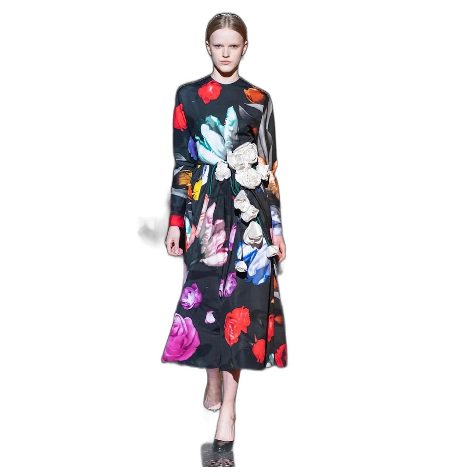 Abito lungo in seta con fiori decorati Prada Autunno 2019 Multicolore Cotone ref.1594407 Joli Closet