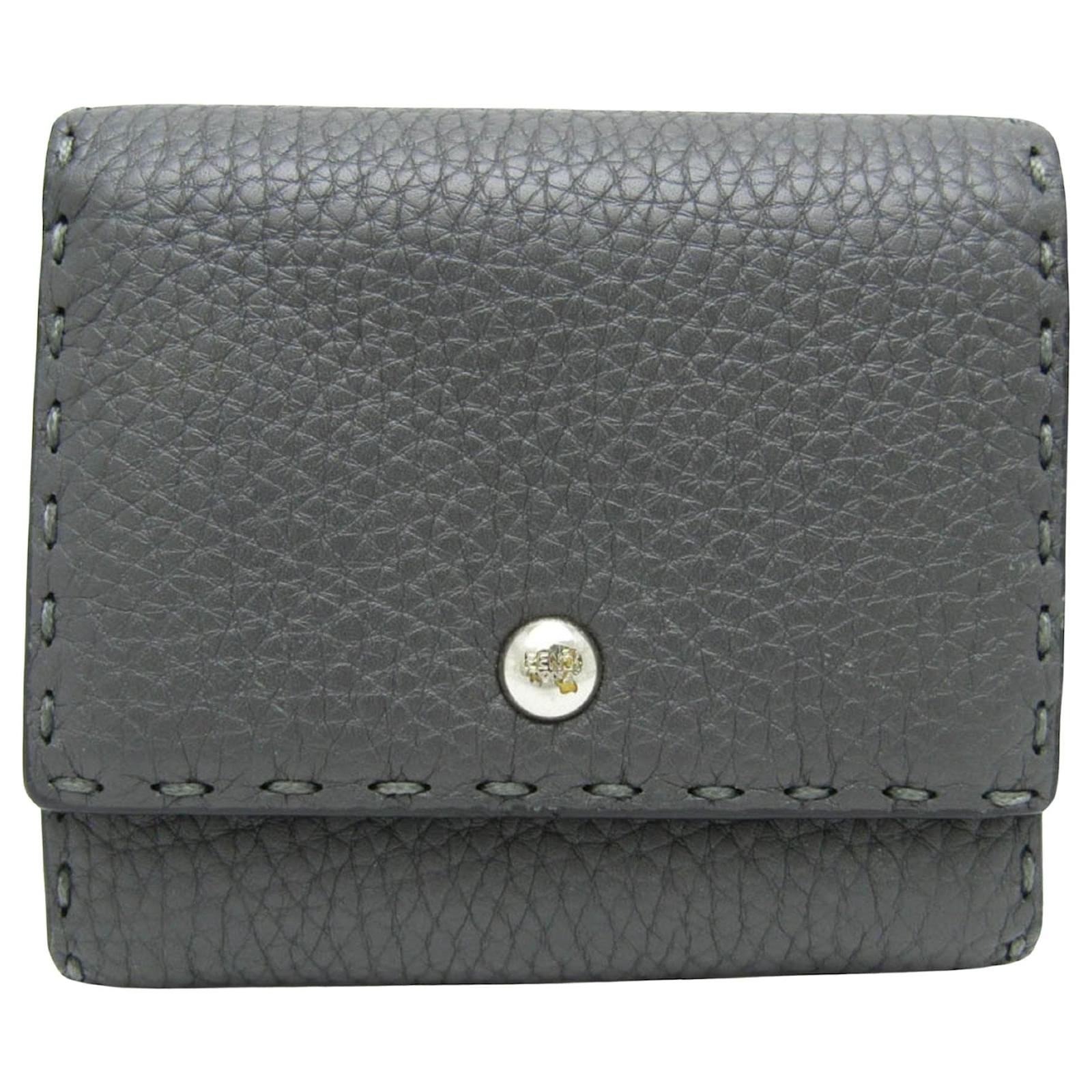 Fendi Selleria Wallet Grey Leather ref.1599204 Joli Closet
