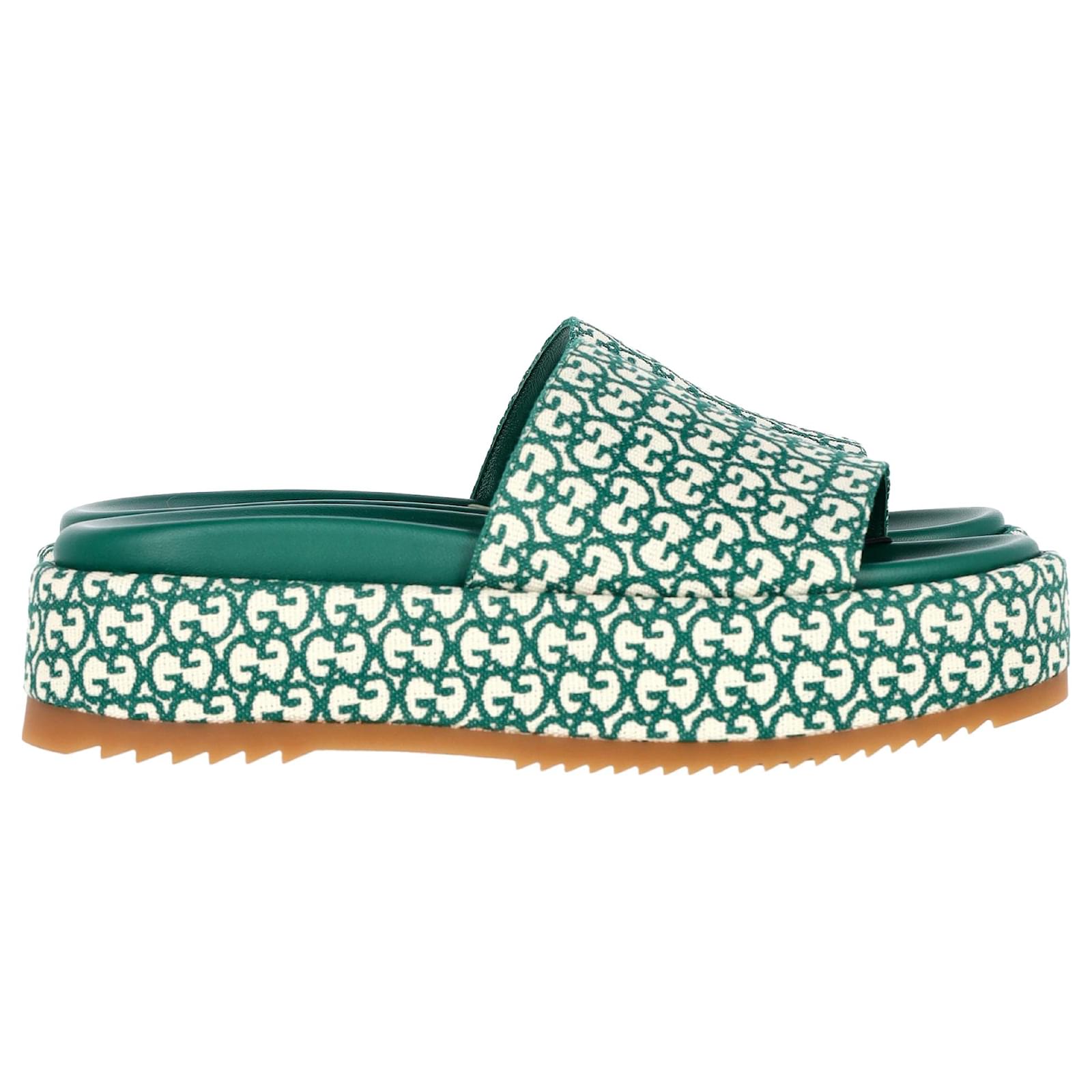 Sandalias de plataforma Gucci en lona verde Lienzo