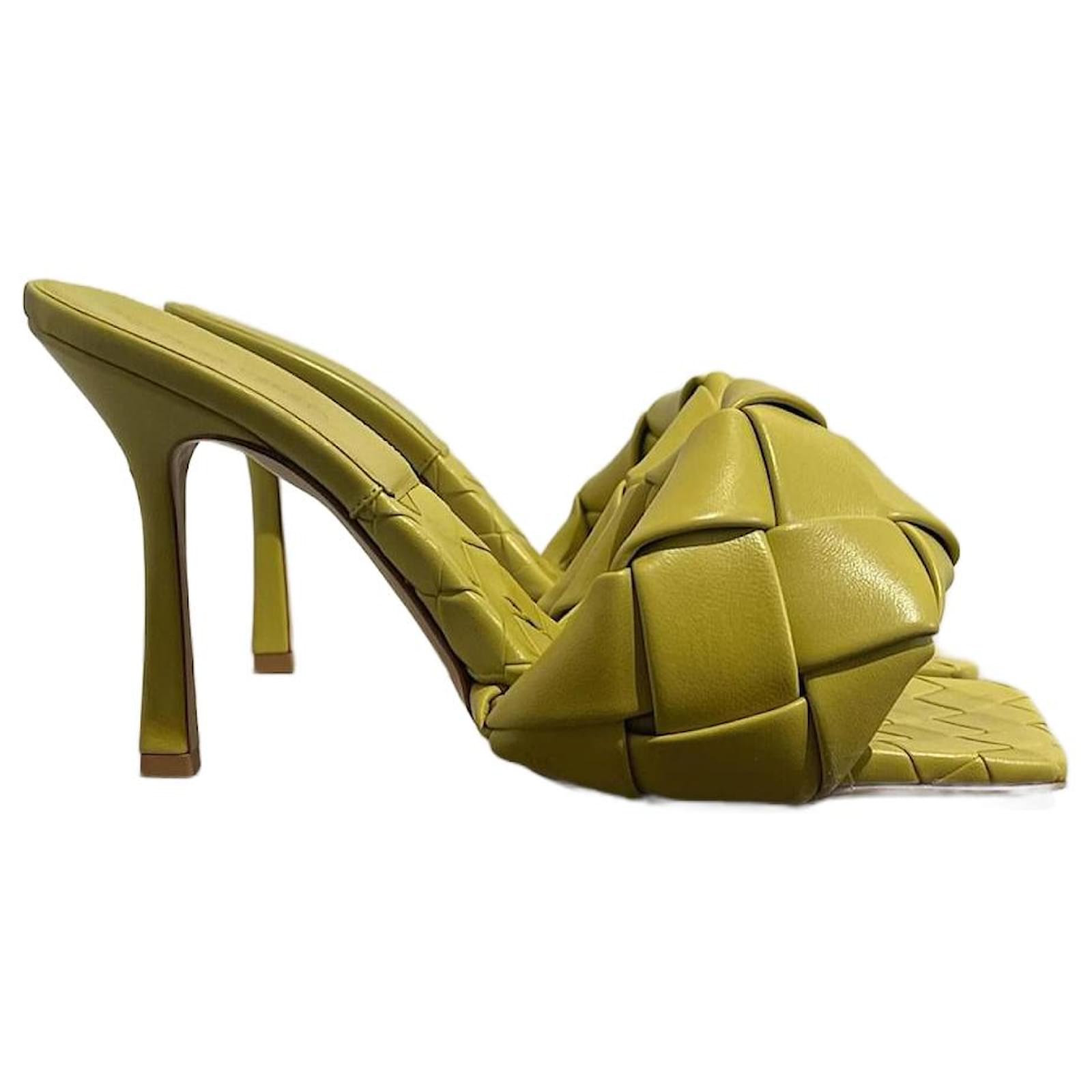 BOTTEGA VENETA Sandals T.EU 40 Leather Green ref.1608050