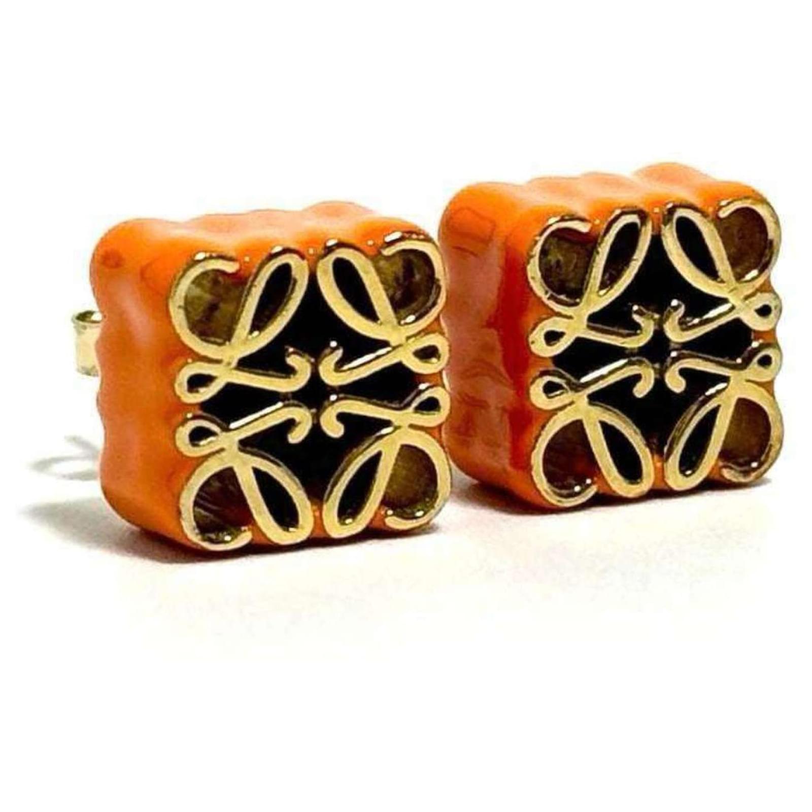ANAGRAM LARGE STUD GOLD EARRINGS