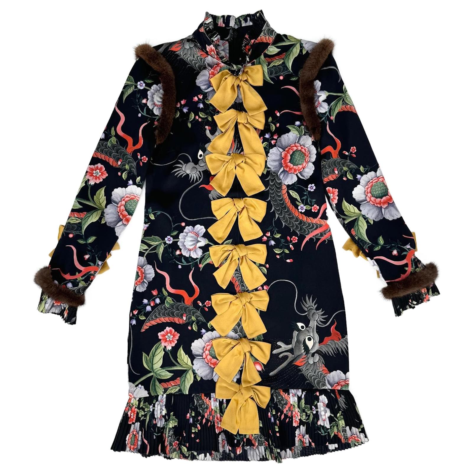 green emerald velvet dress Gucci Dresses Blacks And Greys