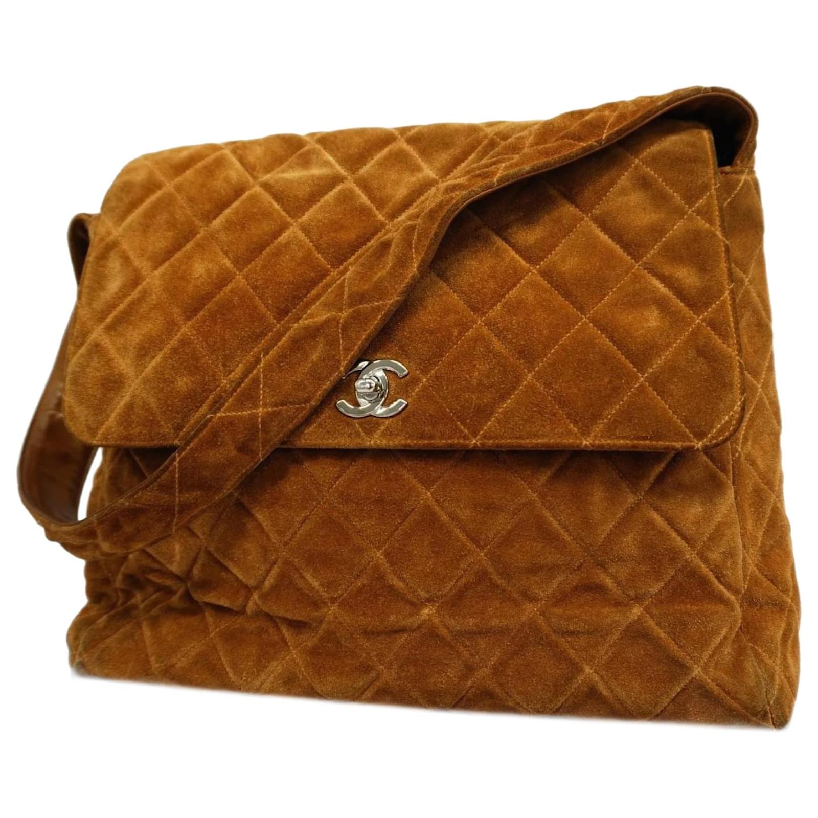 Chanel Matelasse Suede Shoulder Bag Light brown Joli