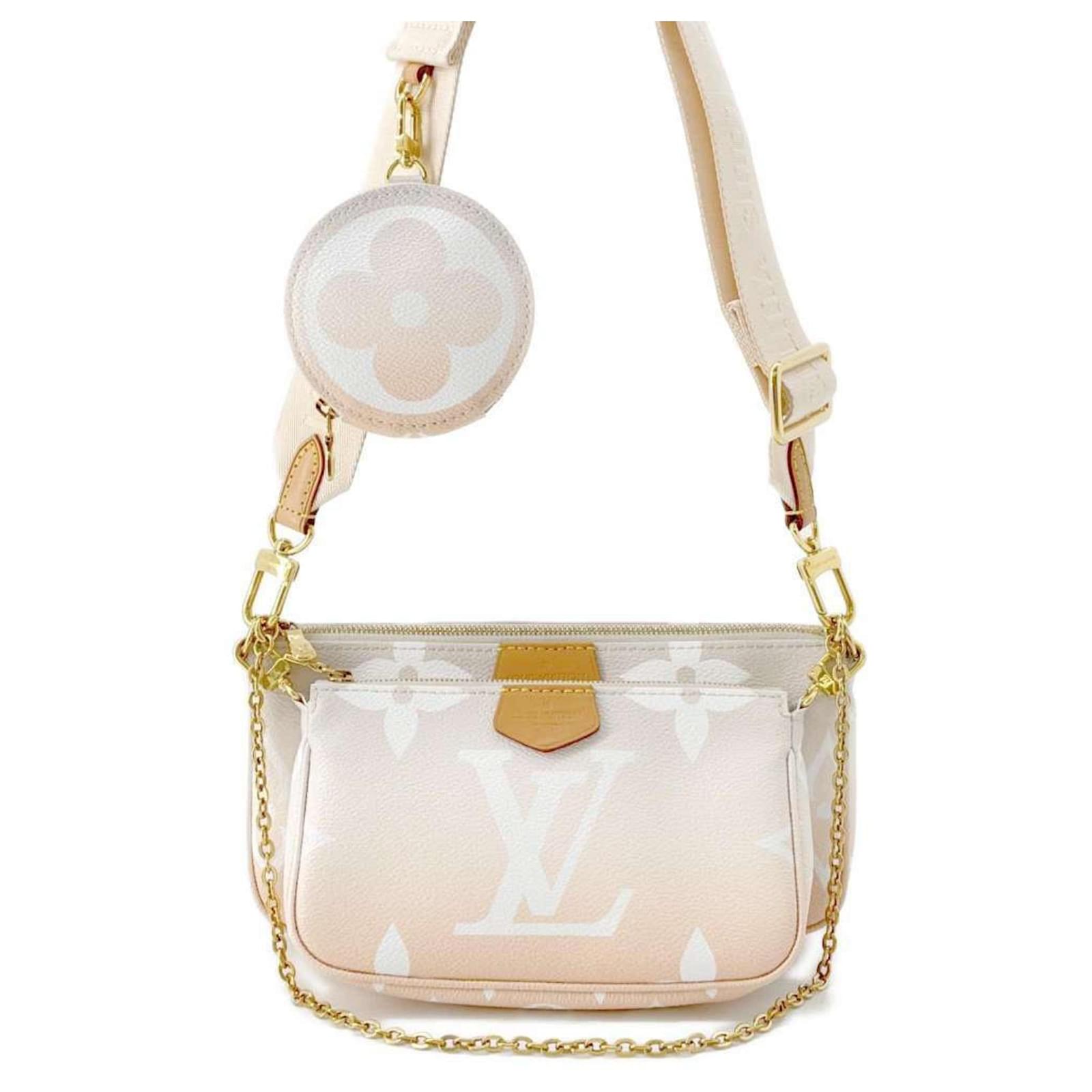 Louis Vuitton Monogram Giant Multi Pochette Accessoires Beige
