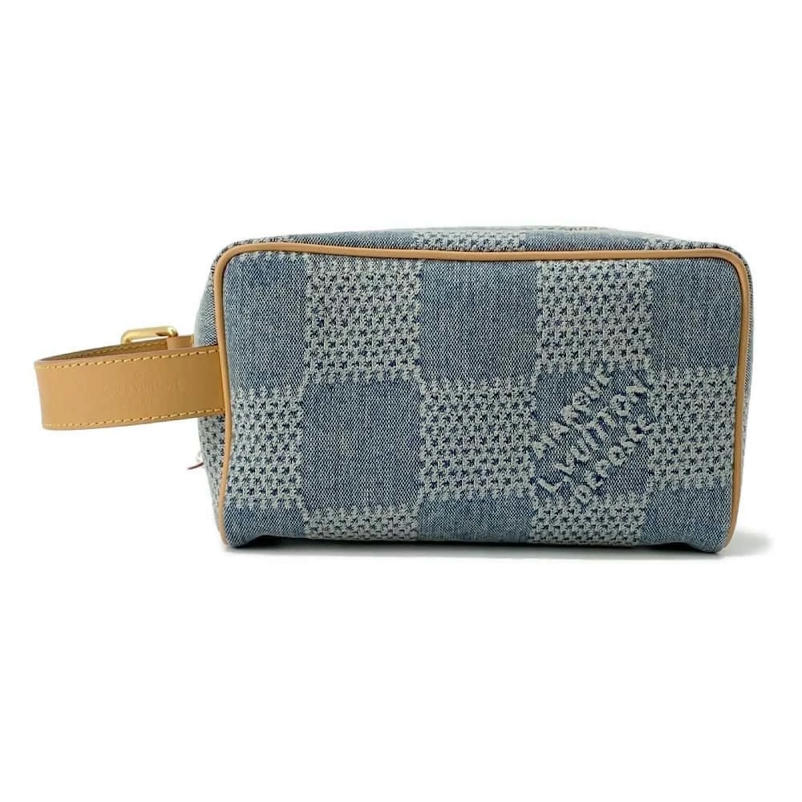 在庫少◆希少【LOUIS VUITTON】Locker Dopp Kit Damier Denim 3D Louis Vuitton Second Bag Damier Denim 3D Locker Dopp Kit