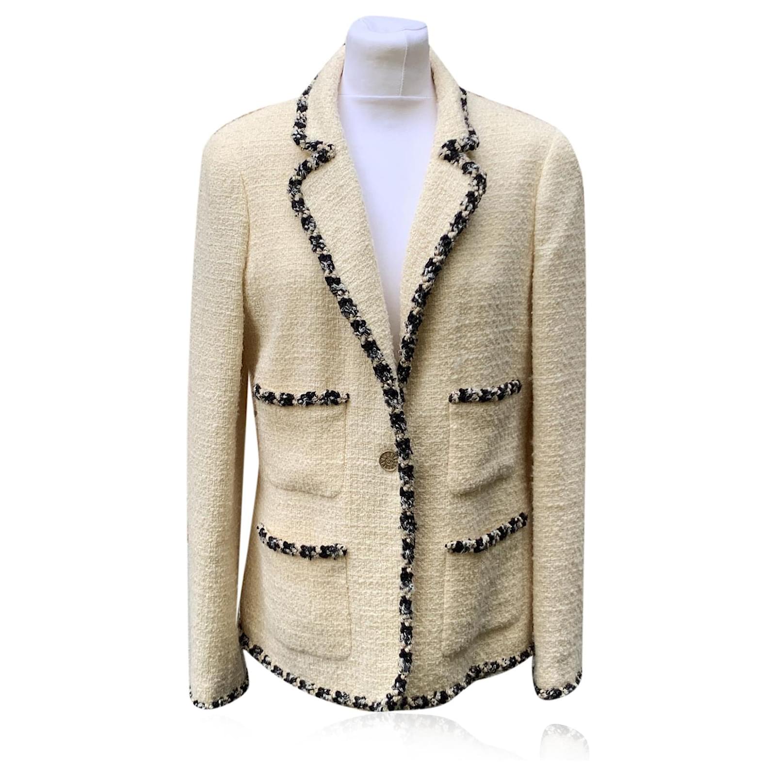 Chanel Beige Black Wool Tweed 4 Pockets Blazer Jacket Size