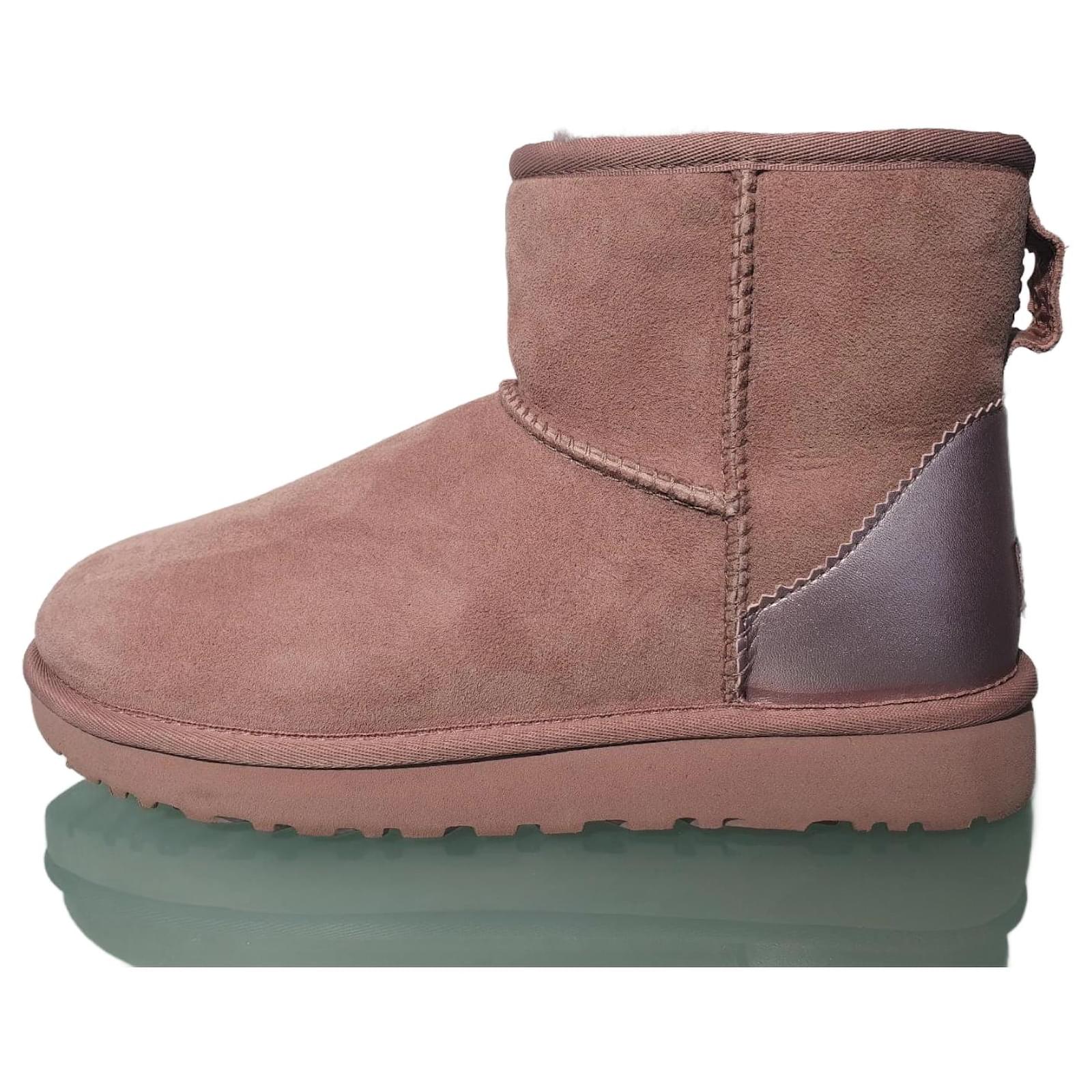 Ugg boots bailey button shops mini