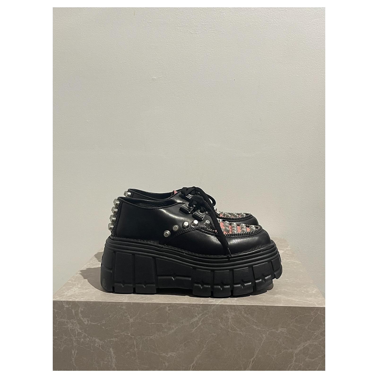 MIU MIU Mules & clogs T.EU 37.5 Leather Black ref.1638745