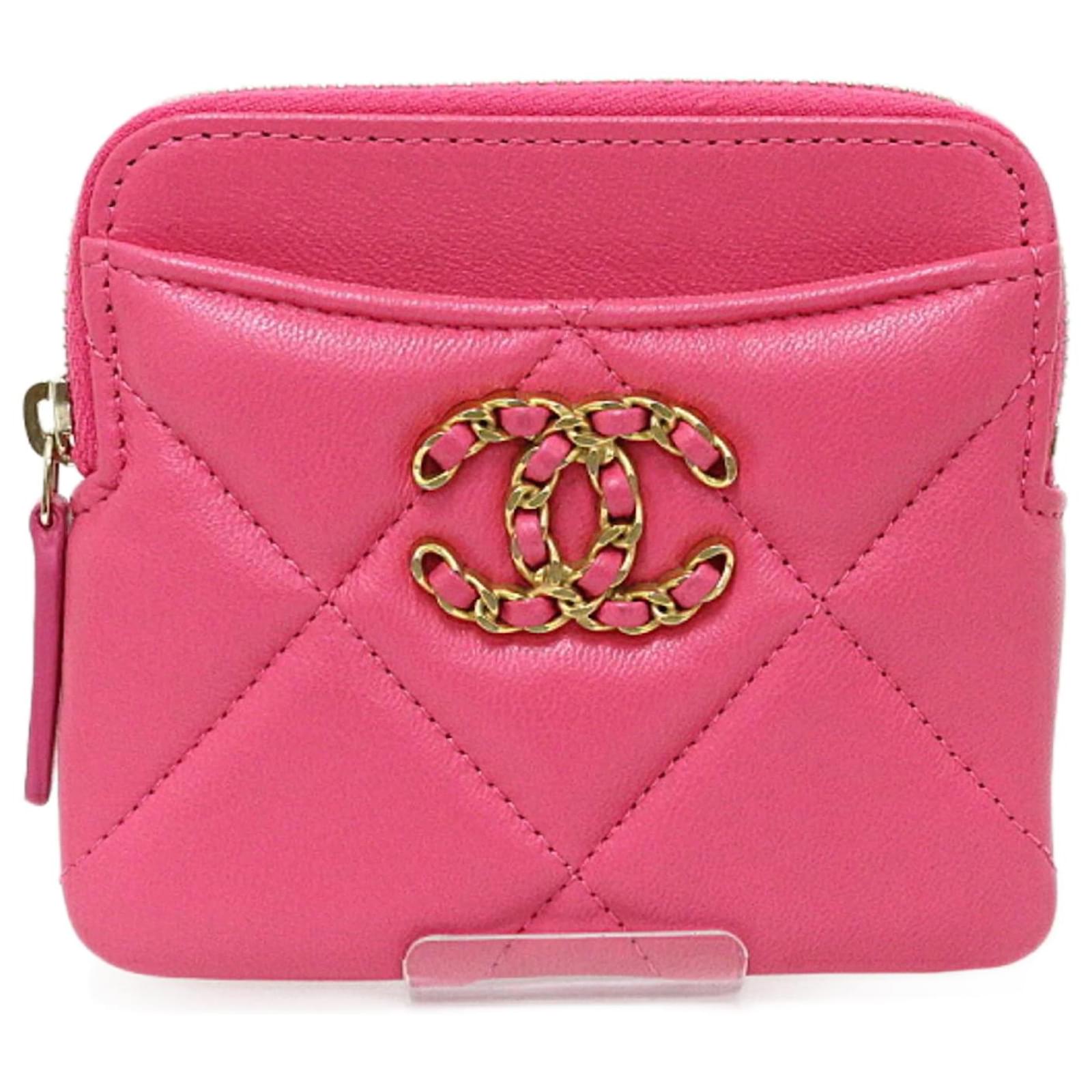 Chanel 19 Zip Coin Purse in Pink Lambskin Leather