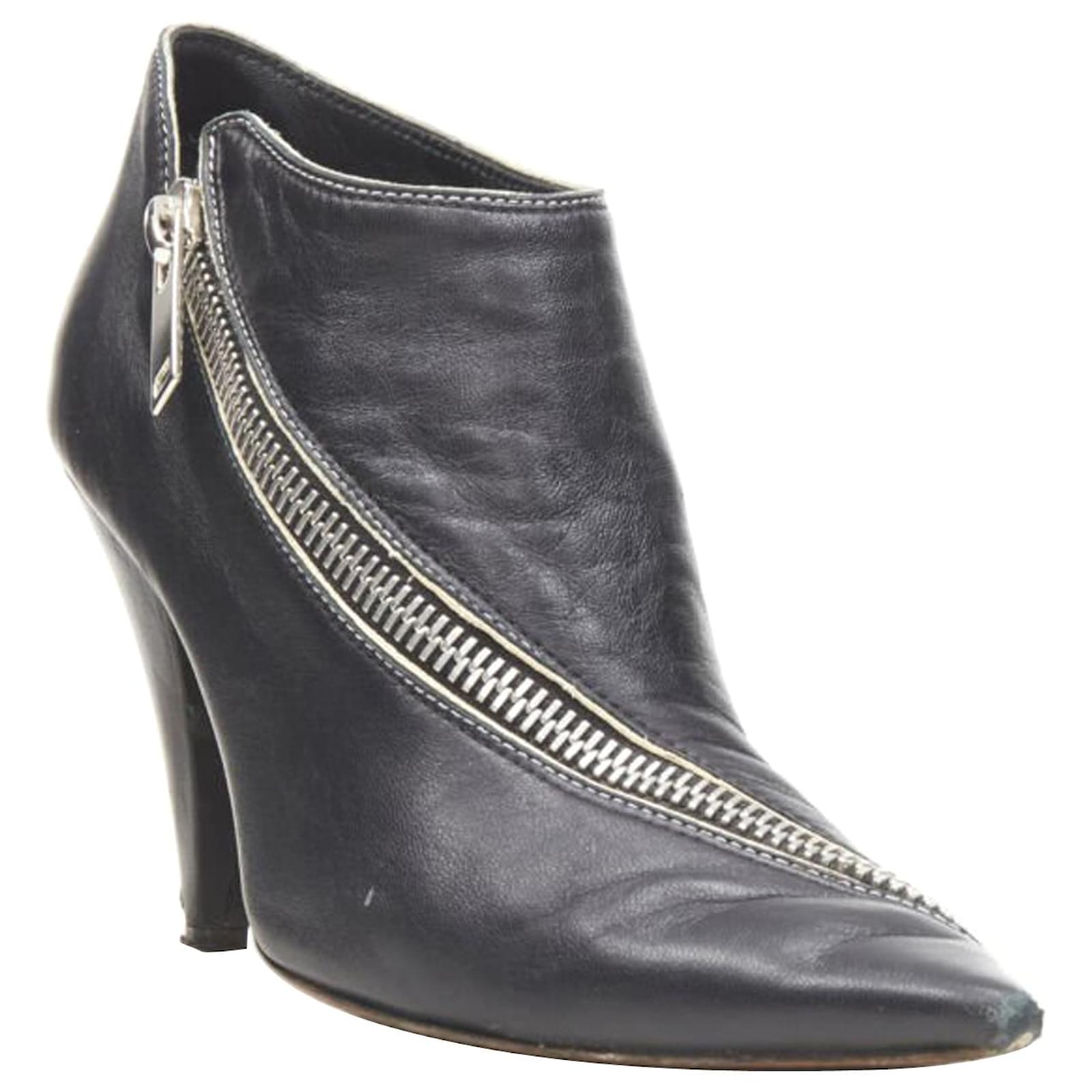 celine レッド　ショートブーツ　old celine フィービー36.5 Celine Red Python Madame Boots 36 Fall 2018 Phoebe Philo | eBay