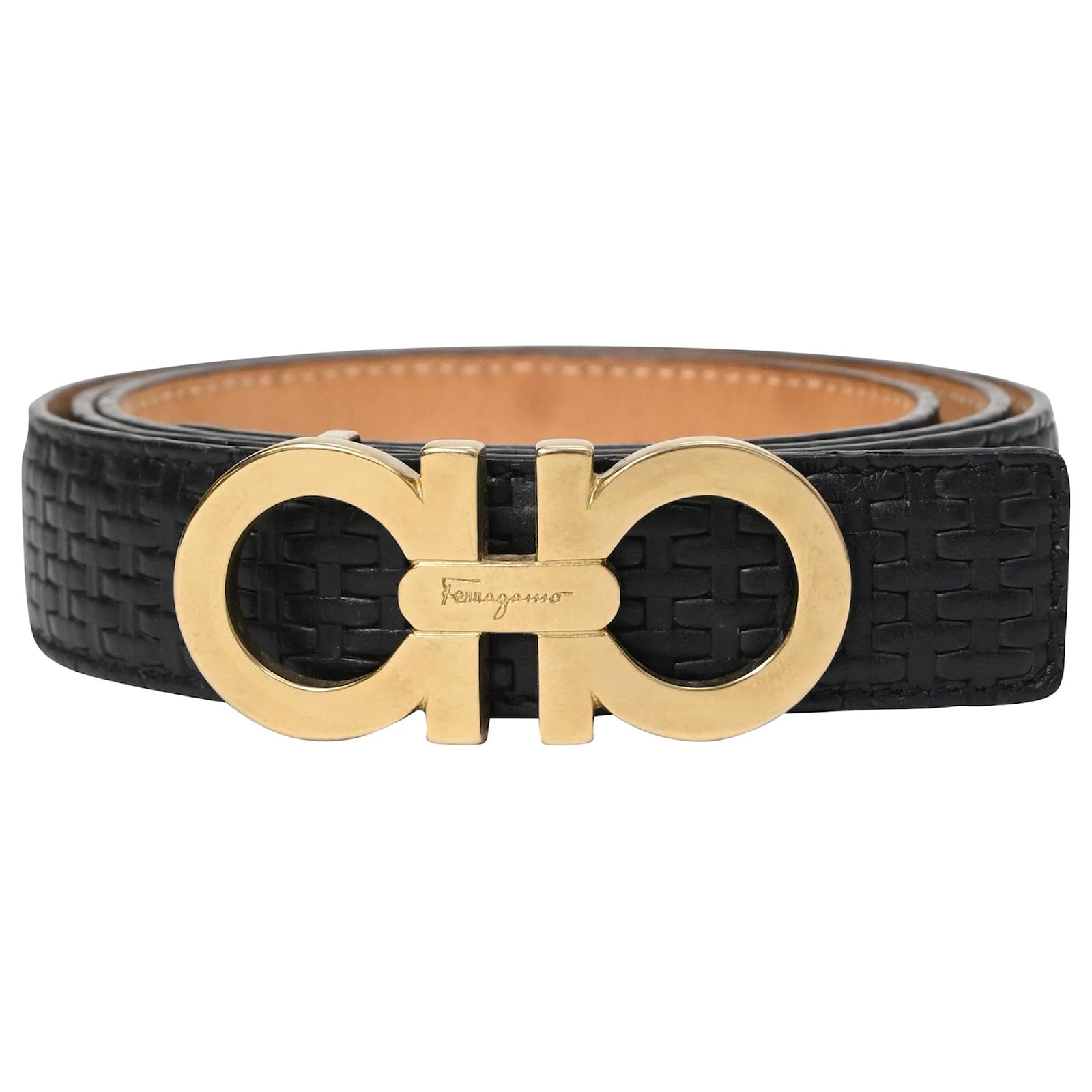 Boucle Ceinture Ferragamo Noir Ceinture En Cuir Noir Avec Détail
