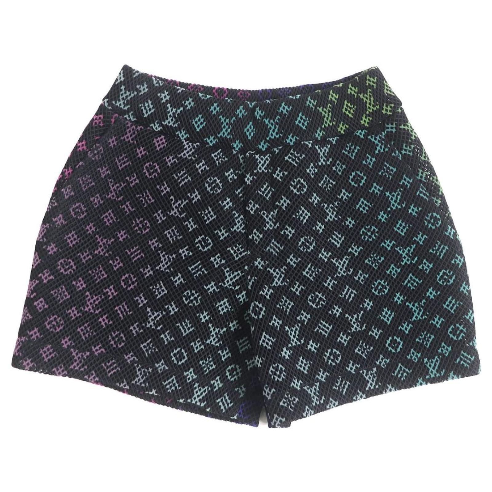 Louis Vuitton Amen Break Gradient Monogram Shorts Black ref