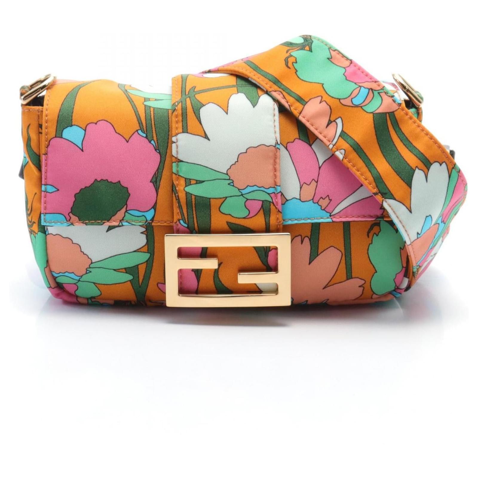 Fendi Nylon Mamma Baguette 2-Wege Bauchtasche 208 0241 Orange - Main Image