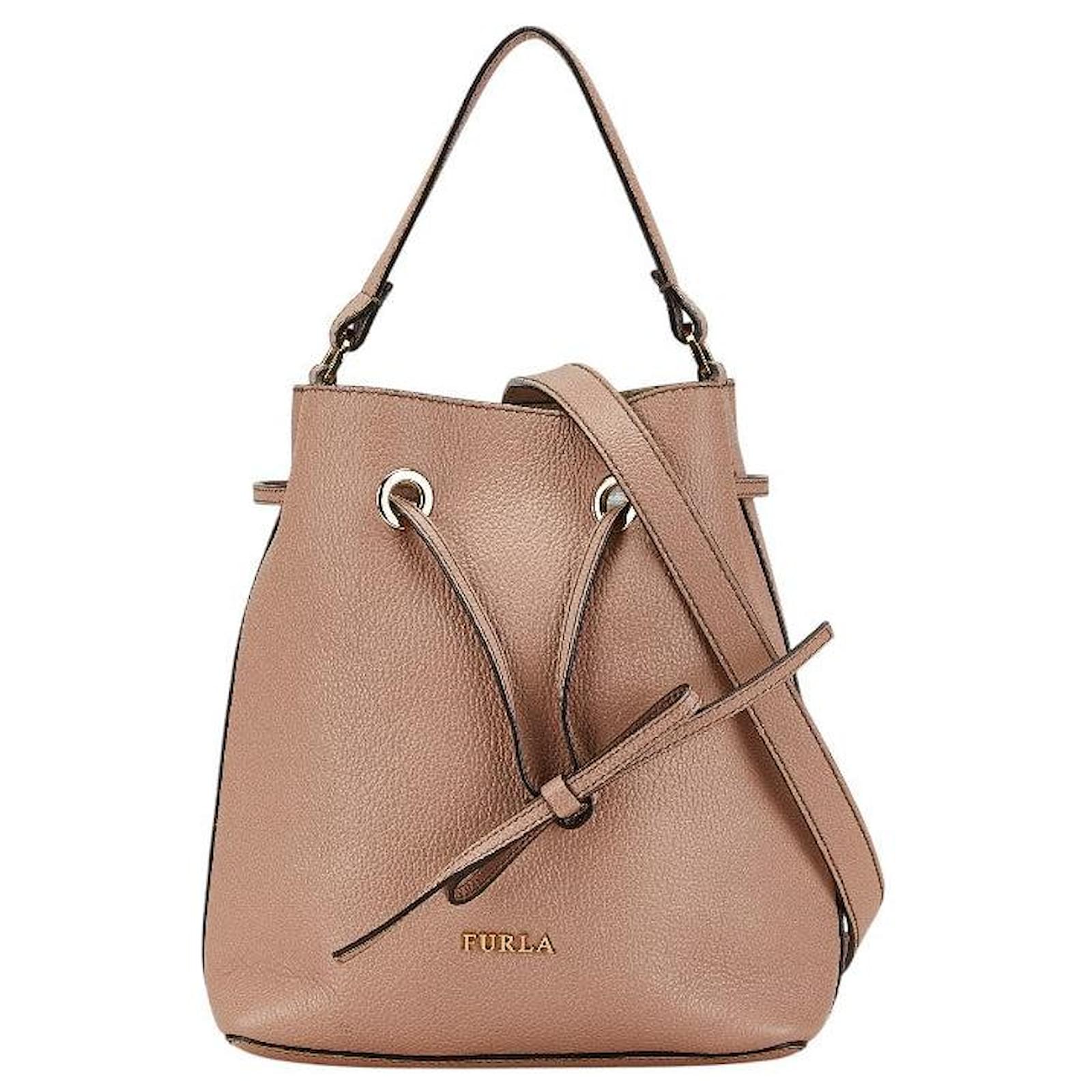 新品FURLA ピンクベージュ2wayバッグ PELLE