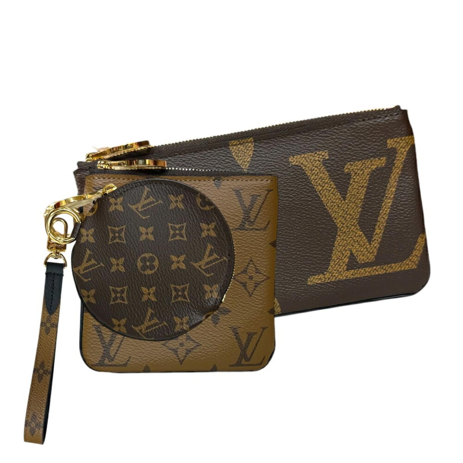 Lv triple pochette sale