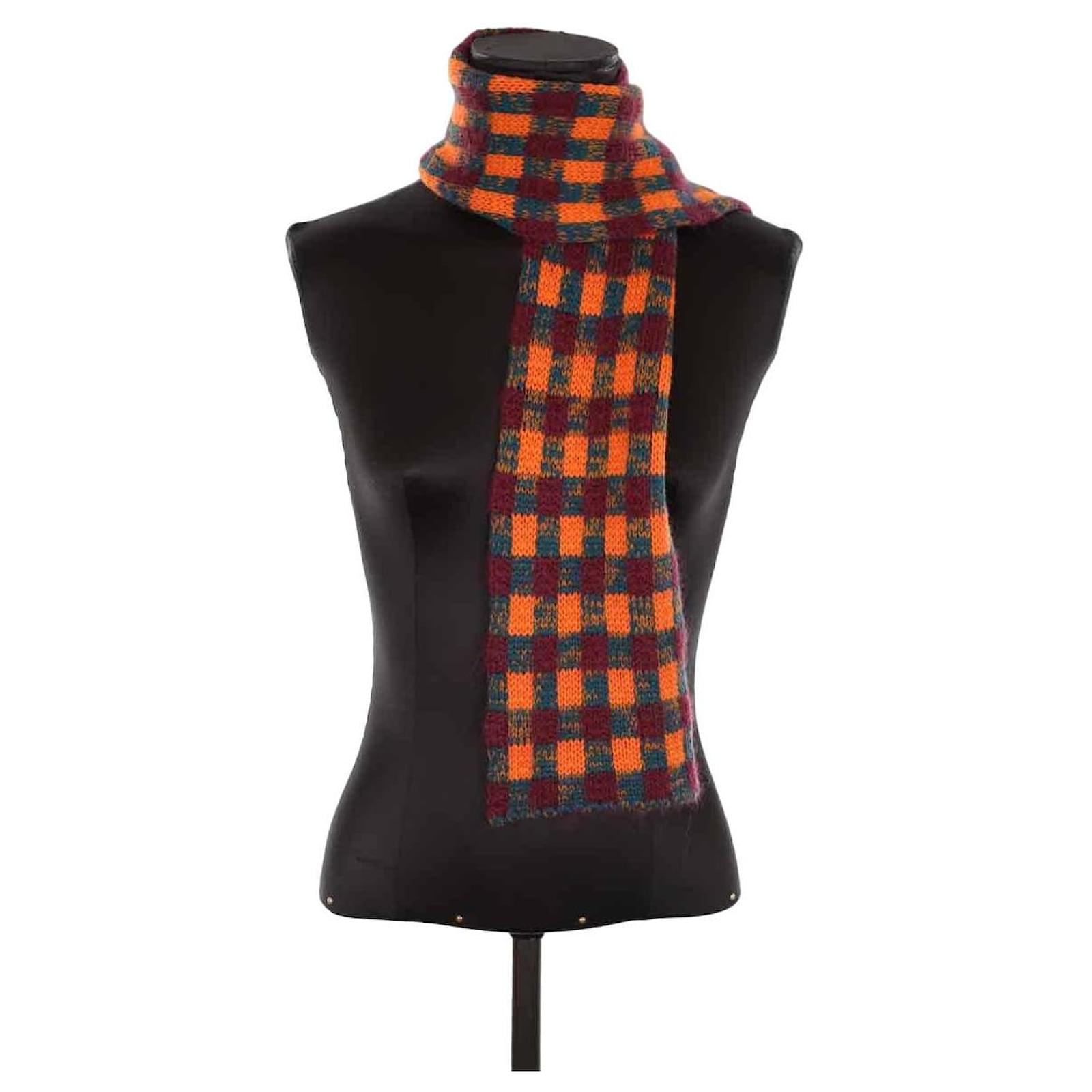 Miu Miu Wool scarf Orange ref.1710689 - Joli Closet Miu Miu Wool scarf Orange ref.1710689 - Joli Closet