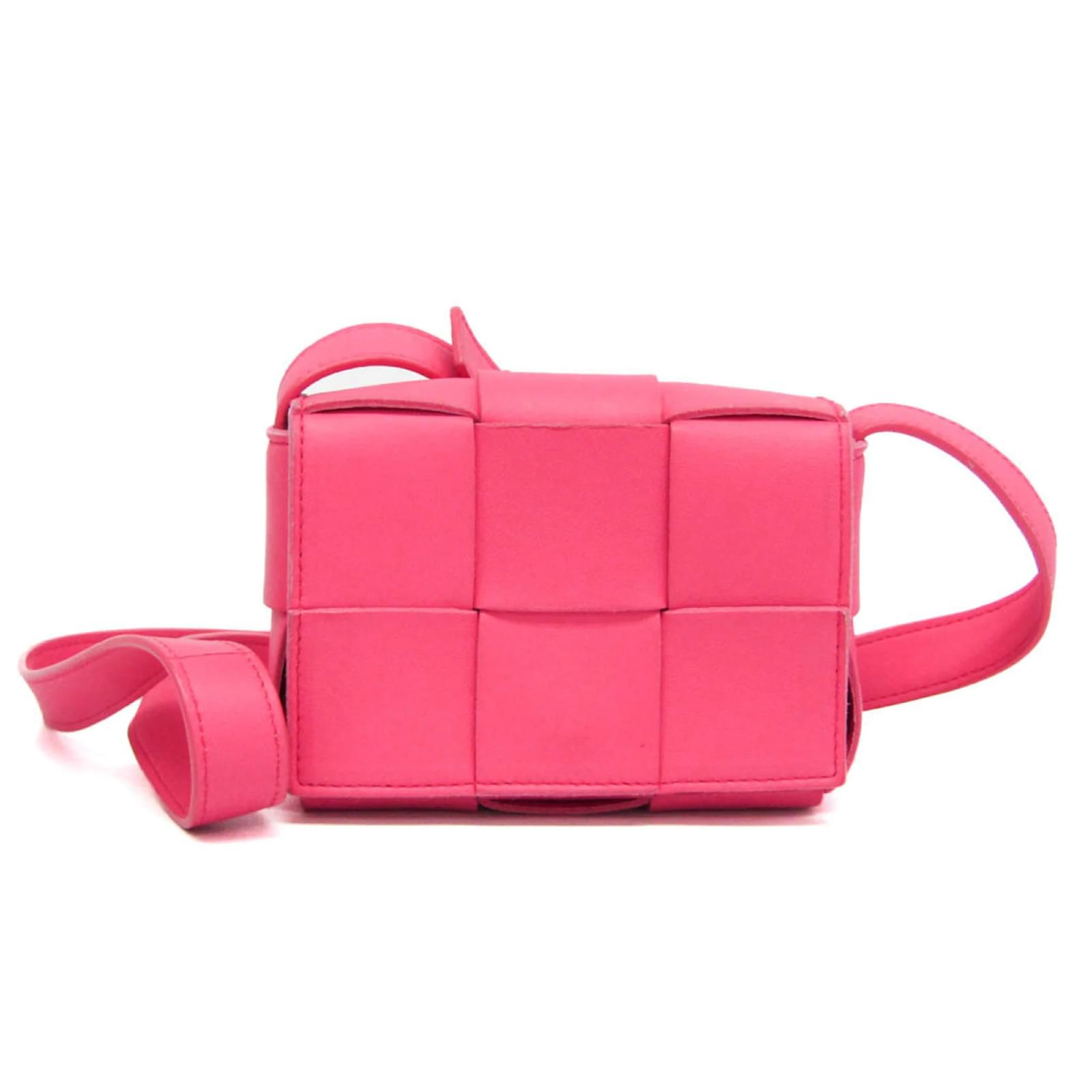 バッグ BOTTEGA VENETA cassette bag pink candy Bottega Veneta Pink Leather Maxi Weave Candy Cassette Crossbody