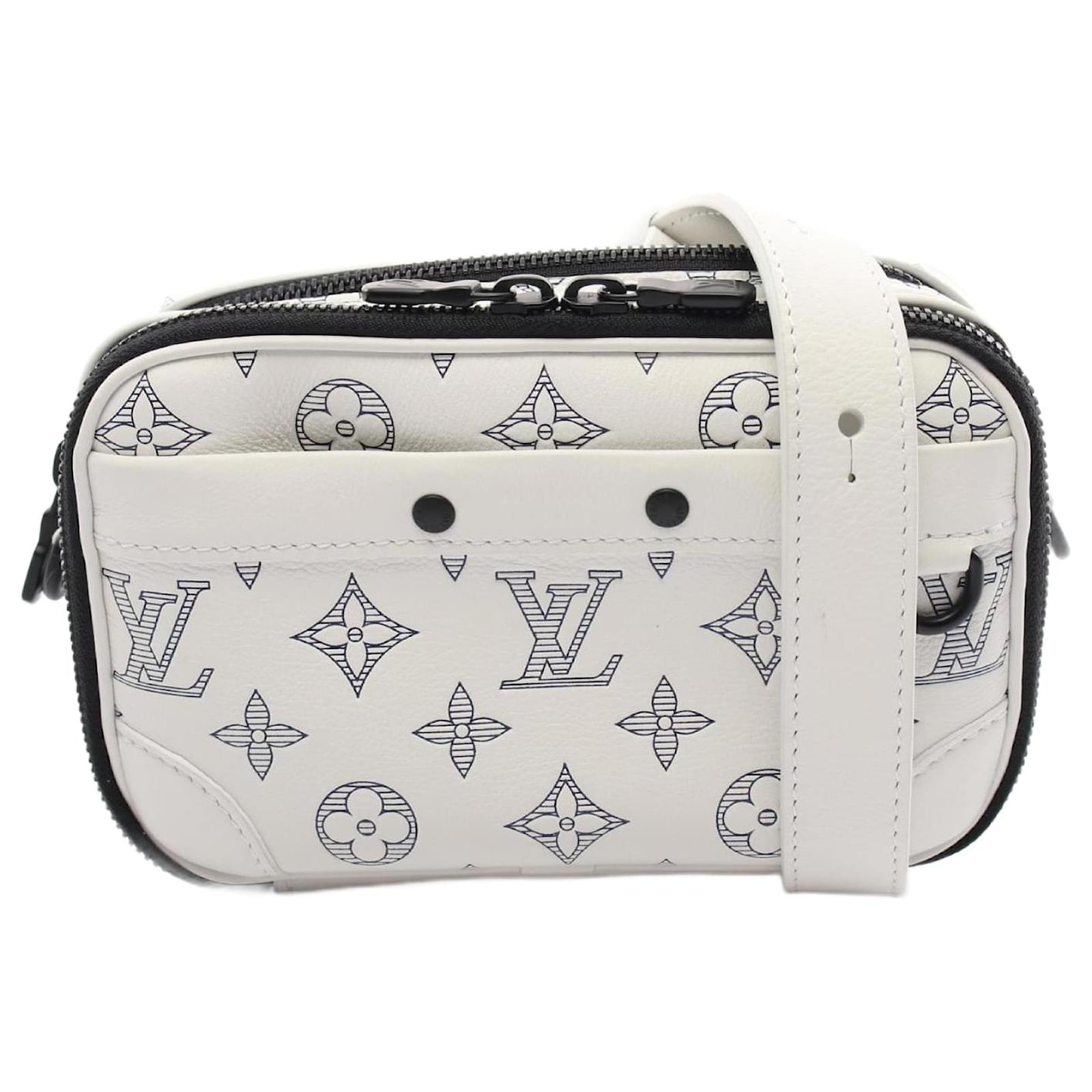 Sac à épaule Louis Vuitton Alpha Wearable Wallet NV Tissu Blanc