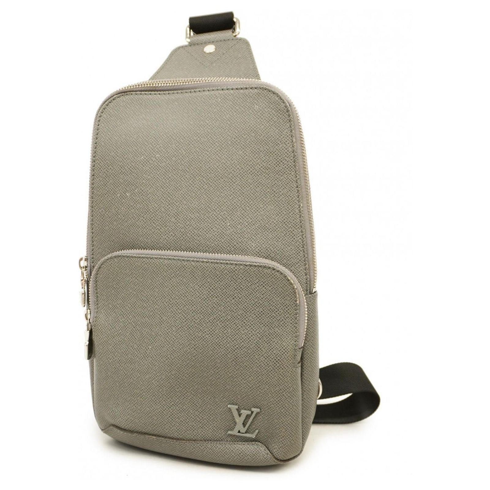 Louis Vuitton Taiga Avenue Sling Bag Grey ref.1724052 - Joli 