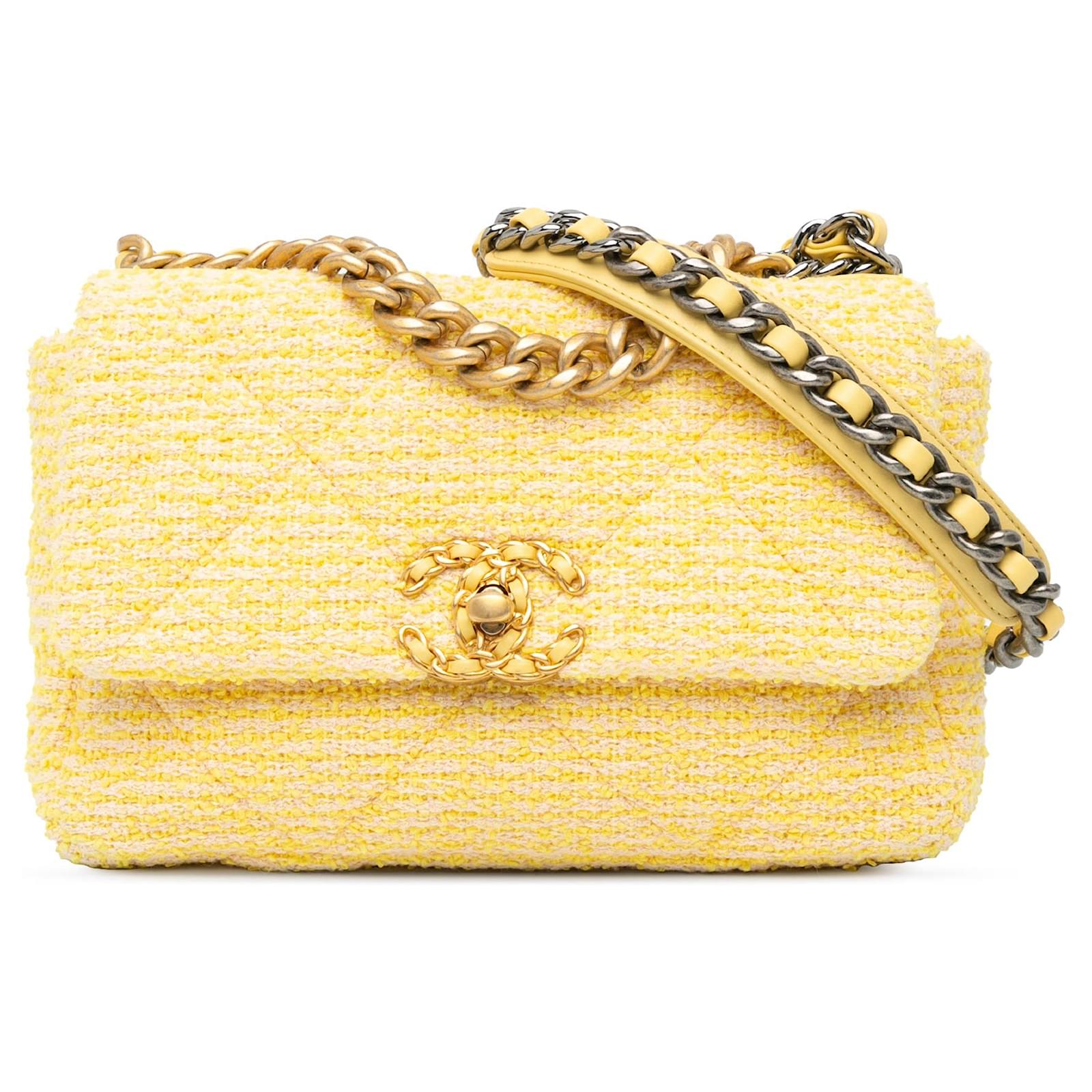 CHANEL Handbags Tweed Yellow ref.1724623 - Joli Closet