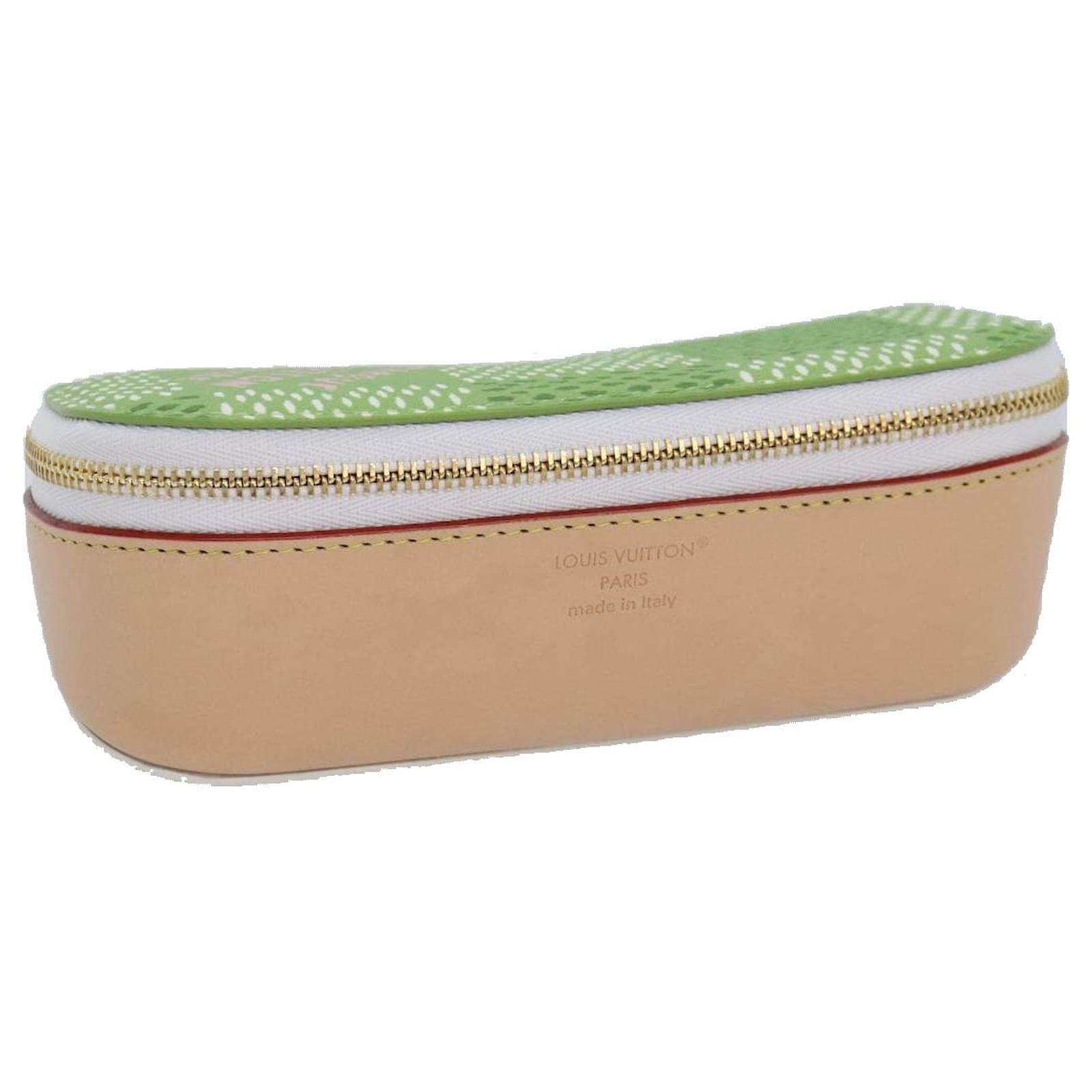 LOUIS VUITTON Damier Golf Sunglasses Pouch Green GI1104 LV Auth