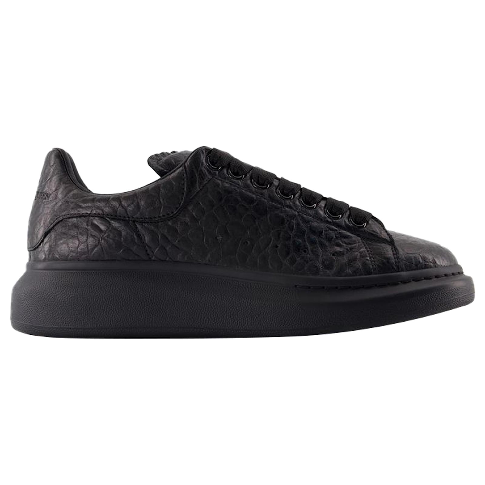 UbergroBe Sneakers Alexander McQueen Leder Schwarz Kalbahnliches Kalb ref.1726668 Joli Closet