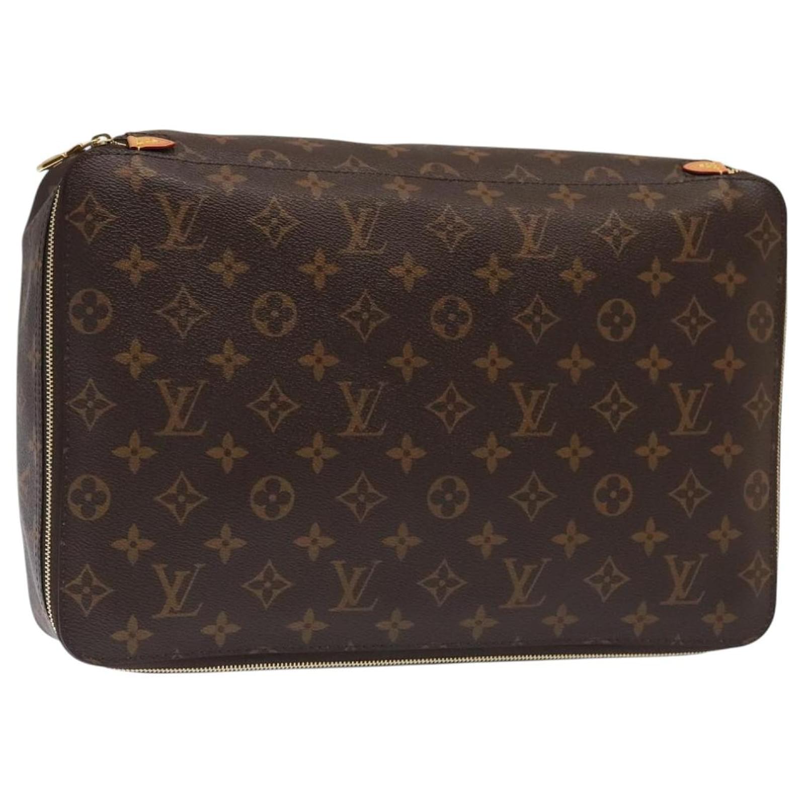 LOUIS VUITTON Monogram Cube De Langemont GM Cosmetic Pouch LV Auth 93737A