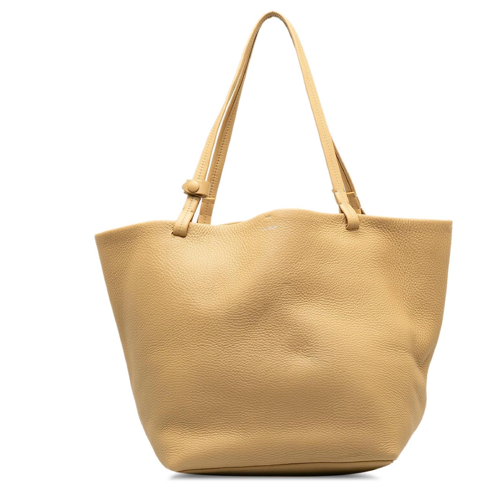 The Row Park Tote Three ベージュ The Row - Park Tote Three Beige Leather Tote | Mitchell Stores