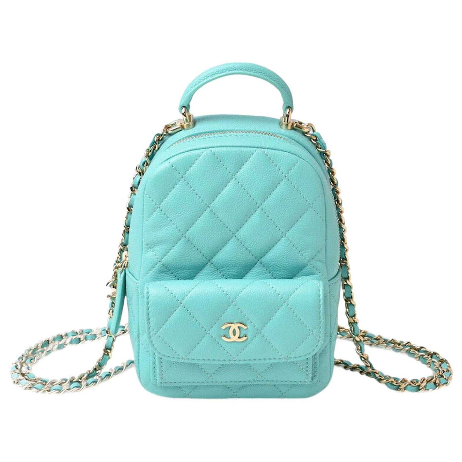 【超希少】CHANEL Coco Backpack Caviar Skin A serendipitous Chanel moment in Tokyo! 🖤✨ After striking