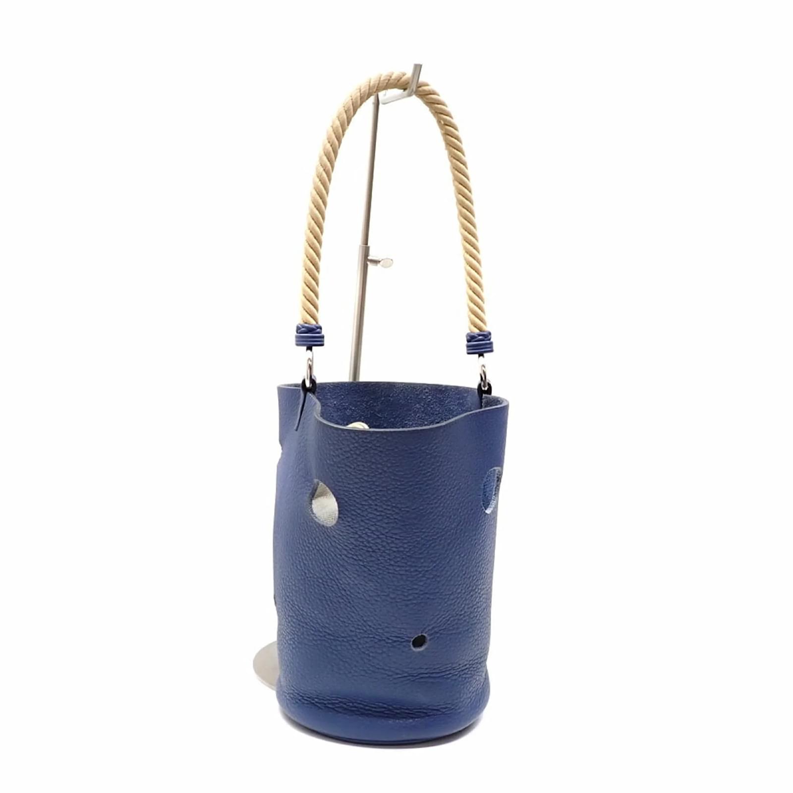 Leather Bucket Bag Blau Hermès Majoire PM Bucket Bag Blau Beige
