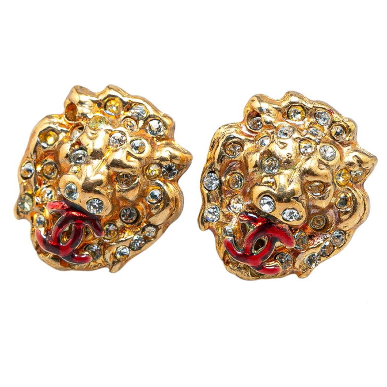 Chanel Coco Mark Rhinestone Lion Motif Earrings Golden Gold-plated  ref.1756504 - Joli Closet