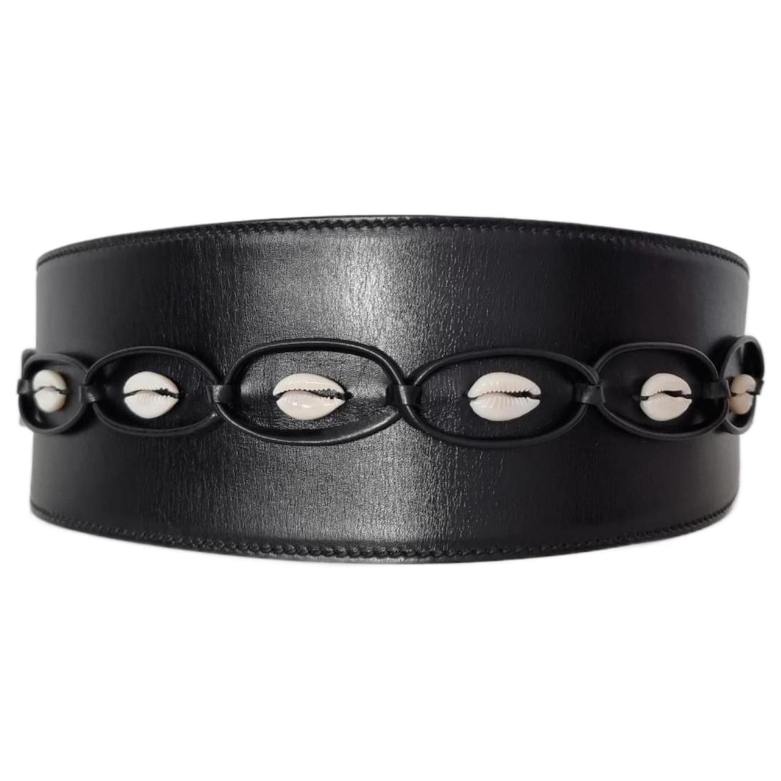 Alaïa Alaia black leather belt with cowrie shells ref.1766655