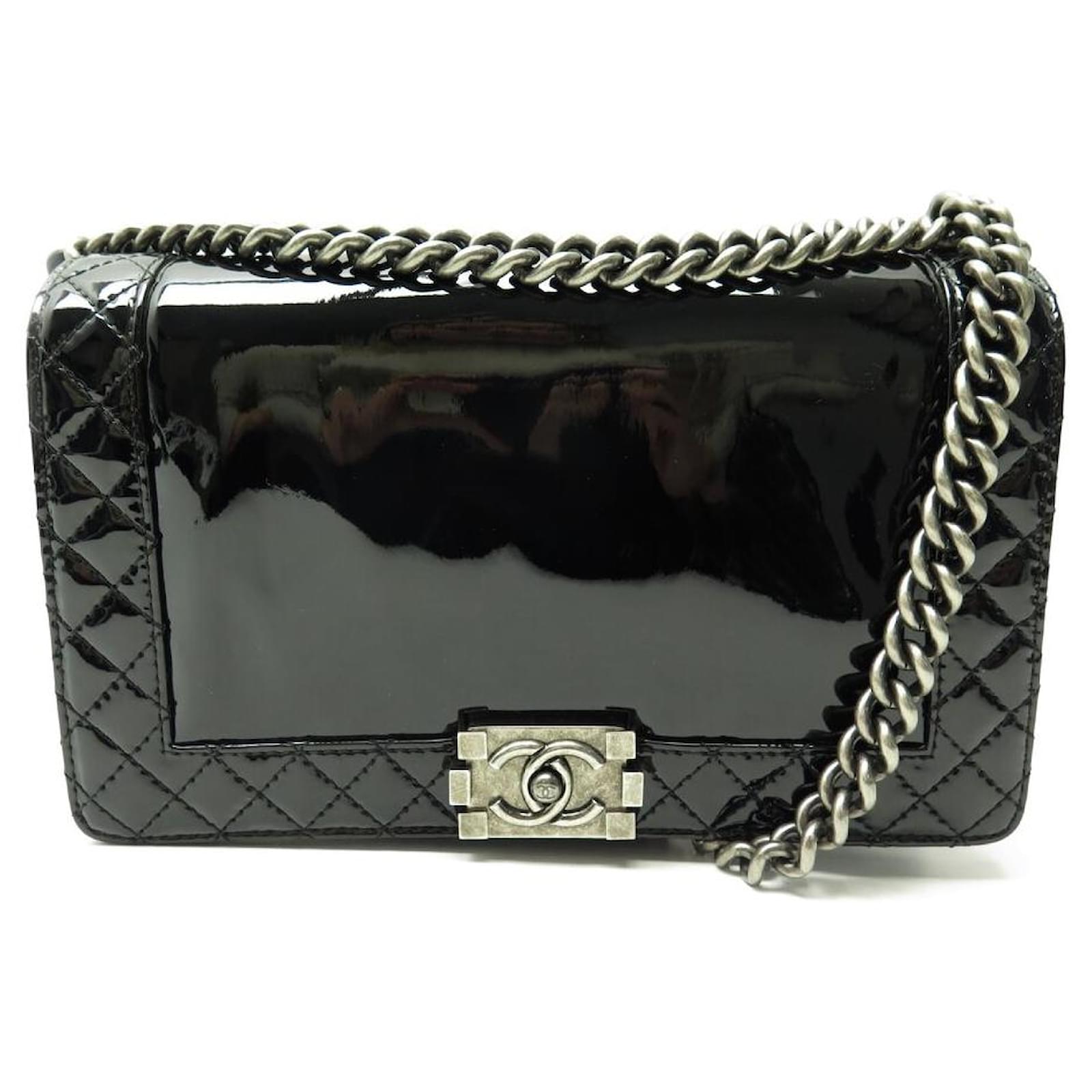 BORSA CHANEL GRAND BOY IN PELLE LUCIDA NERA CON TRACOLLA Nero
