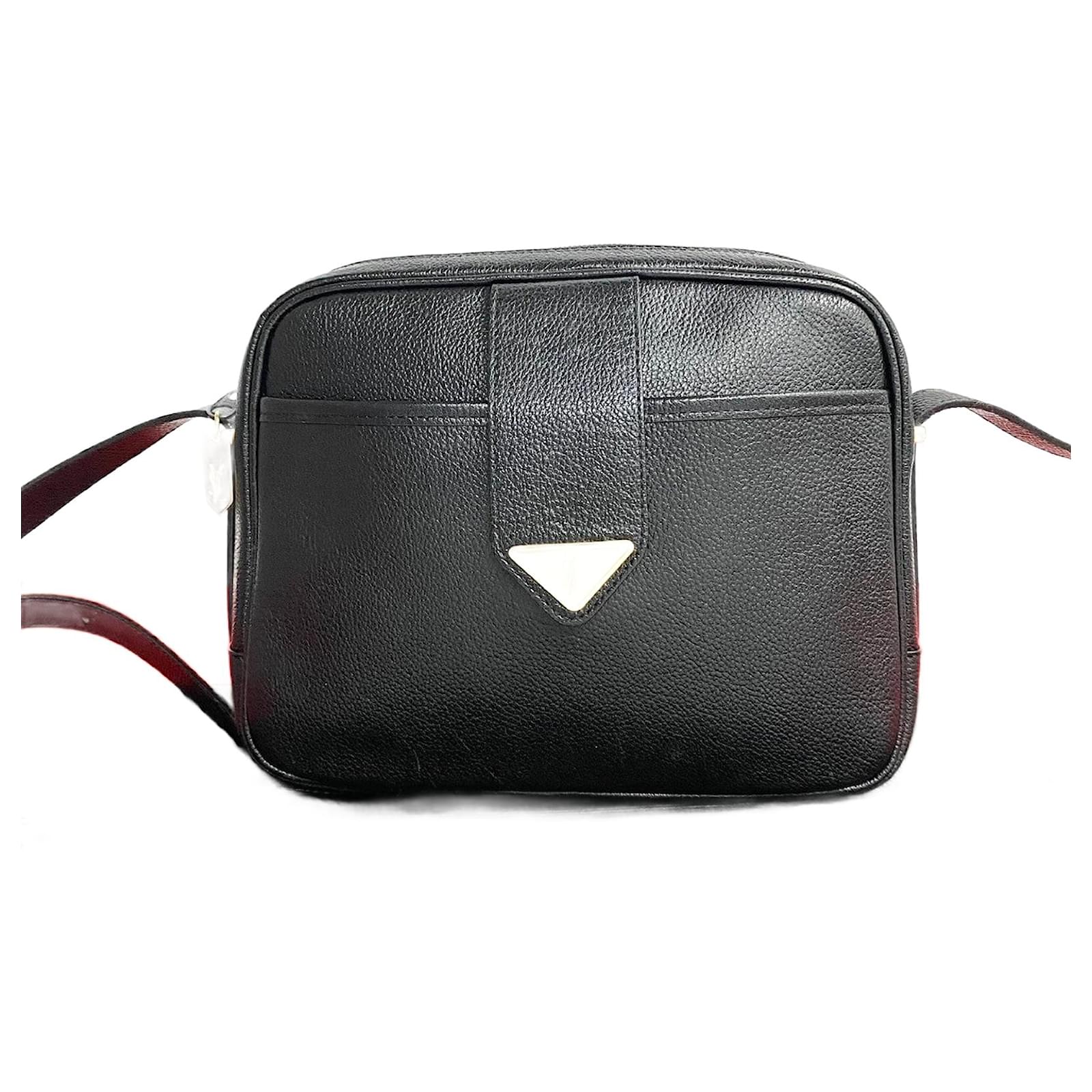 Yves Saint Laurent Leather Shoulder Bag Black ref.1802995