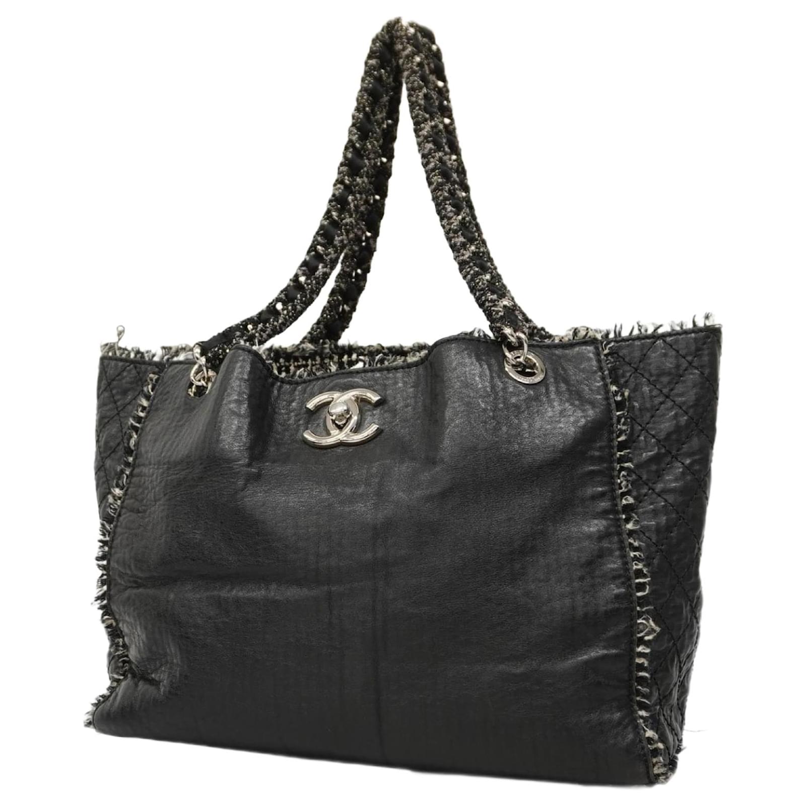 Chanel Black Leather and Tweed Tote Bag ref.1836398 - Joli Closet