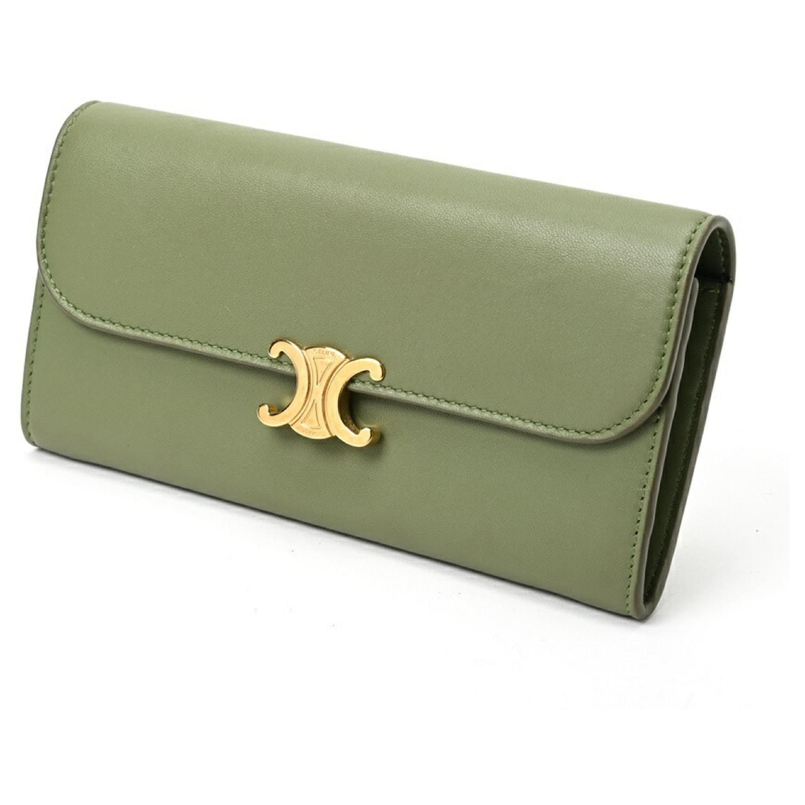 未使用　CELINE Large Flap Wallet グリーン　箱袋付き 未使用 CELINE Large Flap Wallet グリーン 箱袋付き