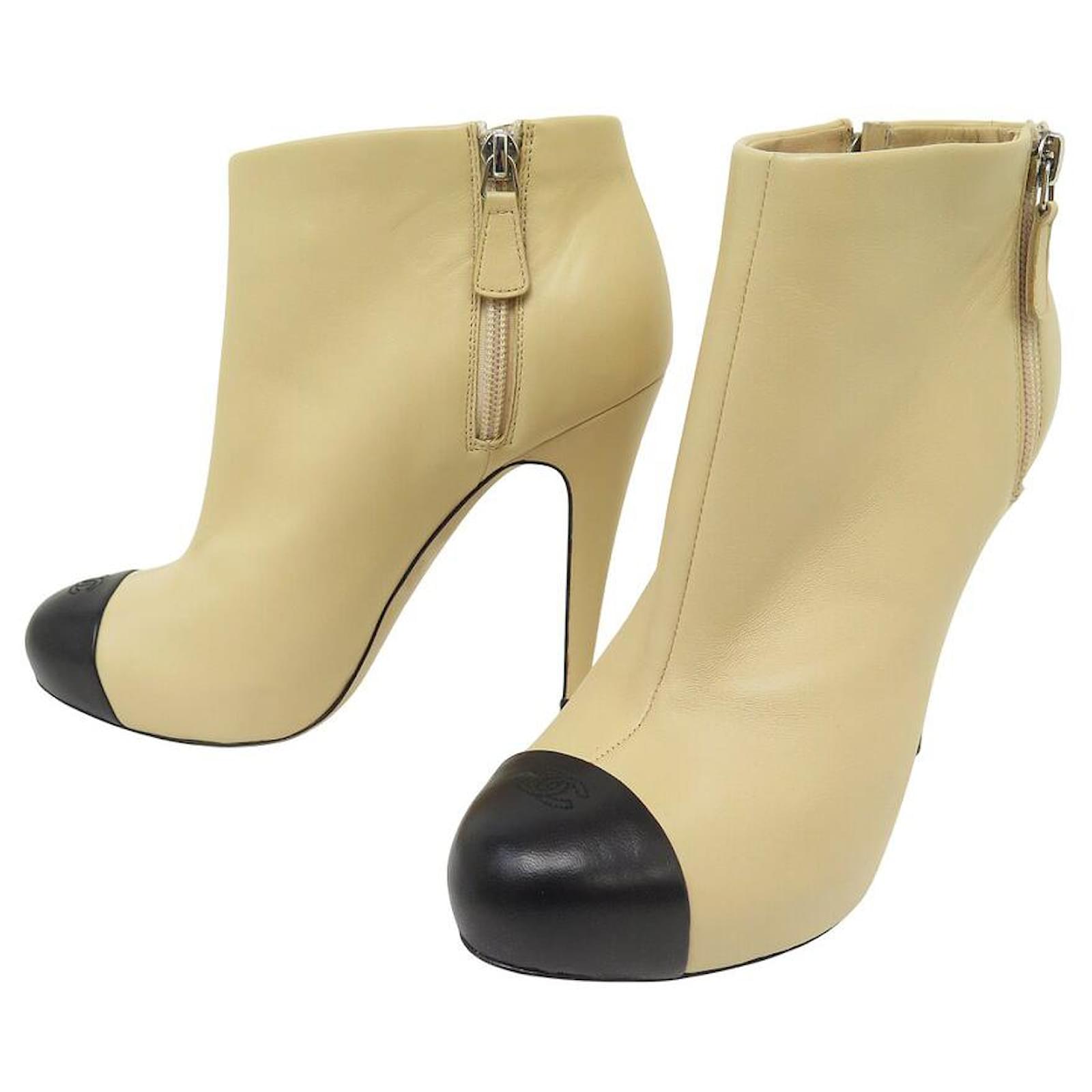 Stivaletti Bicolore Chanel Stivali Da Pioggia In Gomma #chanel