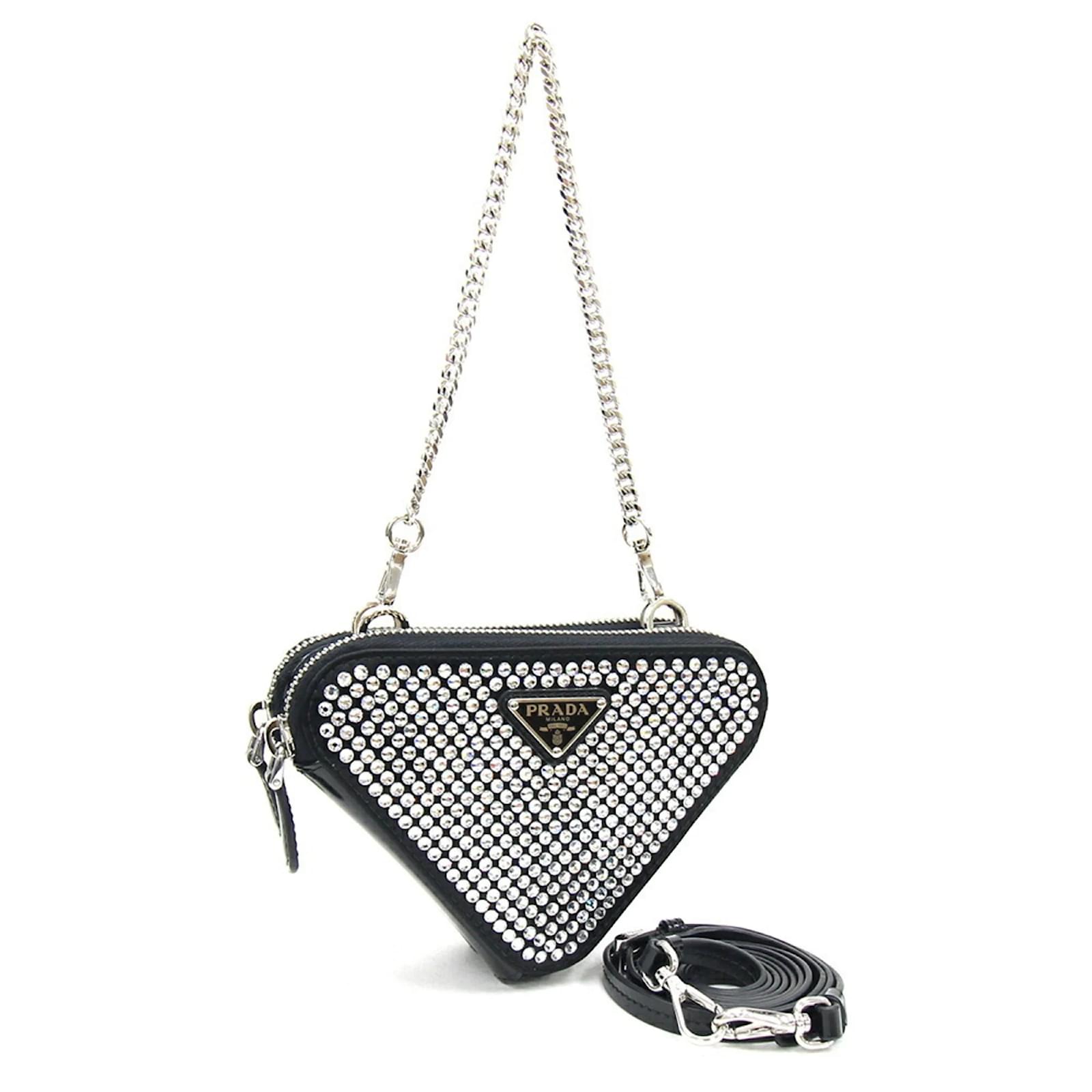Prada Black Leather Shoulder Bag ref.1846372 - Joli Closet
