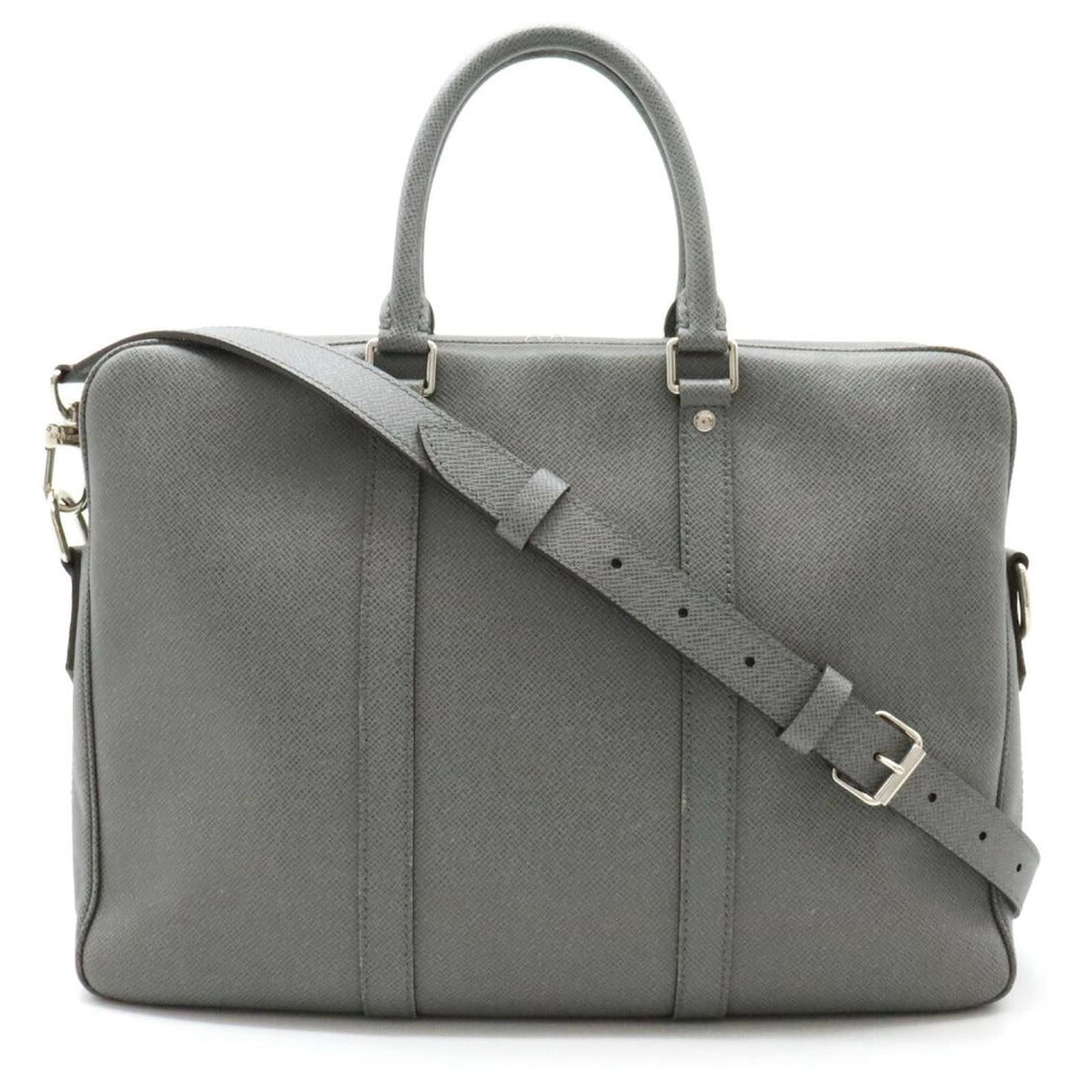 Louis Vuitton Taiga PDV PM Briefcase M30640 Grey Cloth ref.1850174  