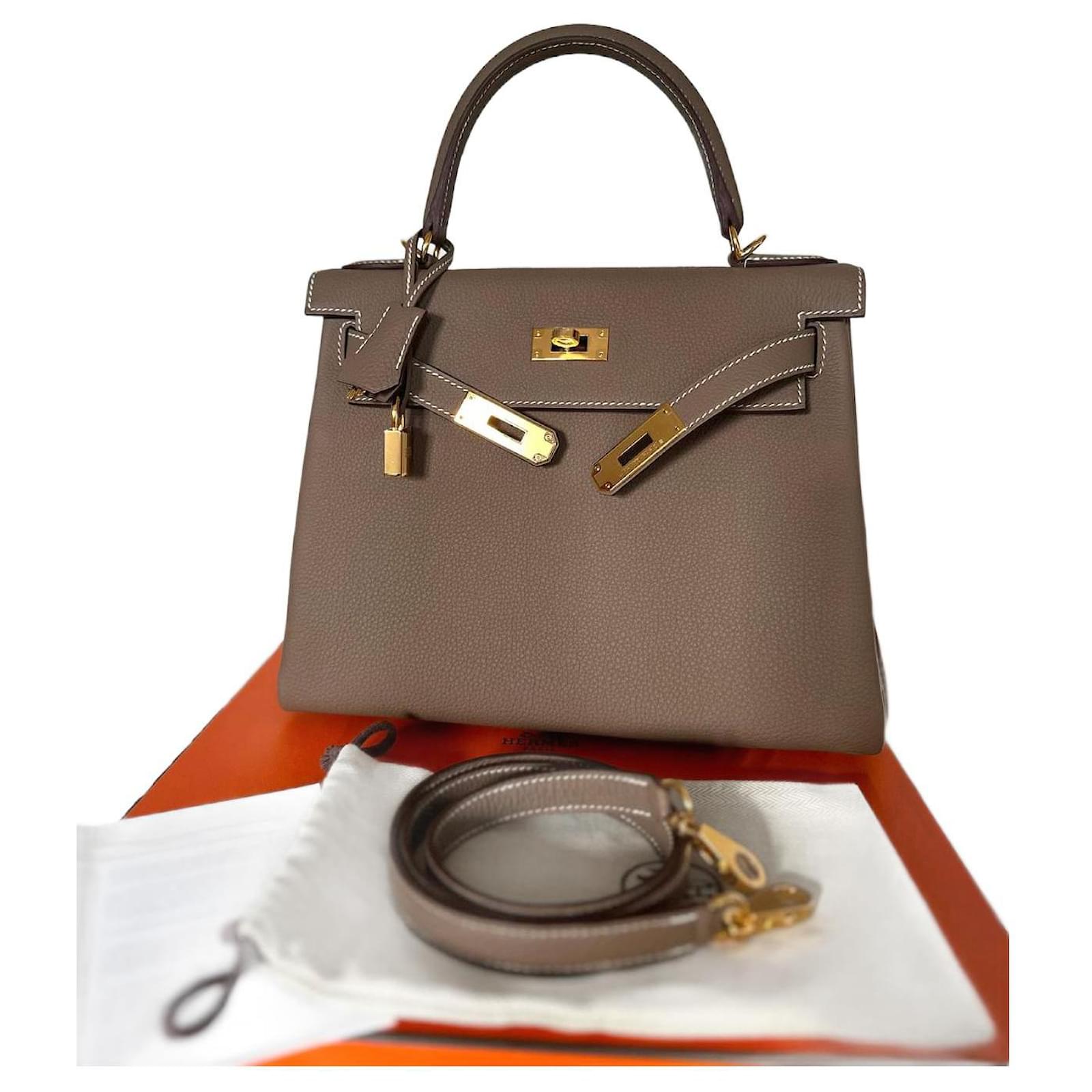 Hermes Hermes Kelly Retourne 28 Gold Togo Etoupe NEW Taupe Leather ref.1852373 Joli Closet