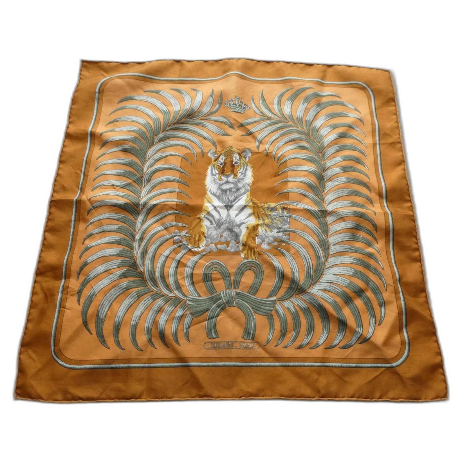 Foulard Carré Soie Vintage – Motif Tropical – Bleu – Cadeau Femme