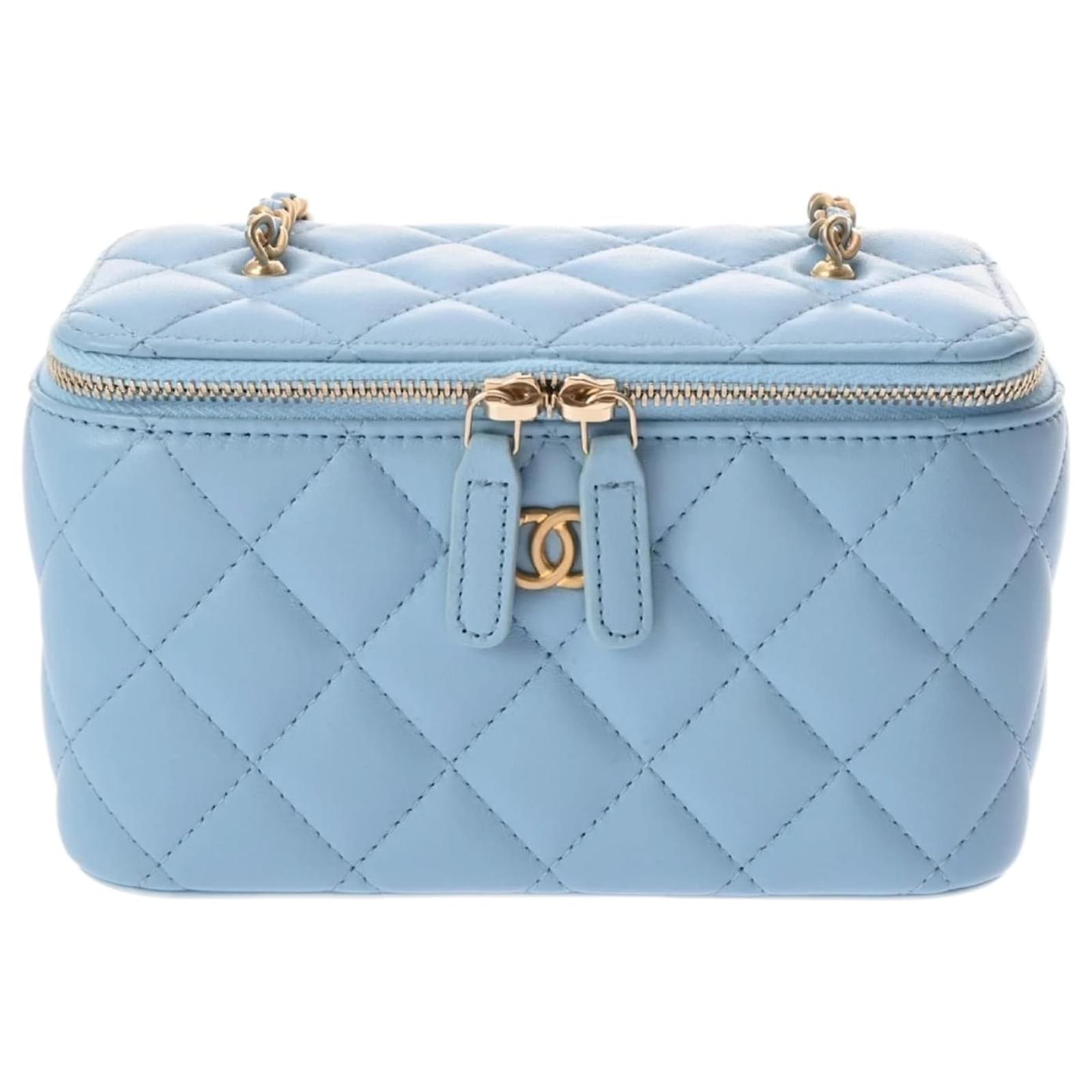 Borsa a spalla Chanel Matelassé Vanity con catena Blu chiaro ref