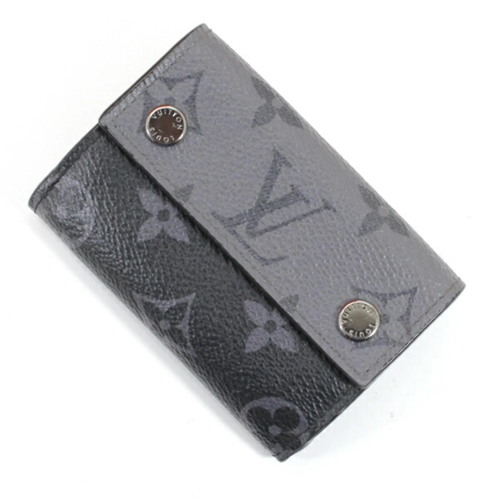 Louis Vuitton Tri-fold Wallet in Monogram Eclipse Black Cloth ref