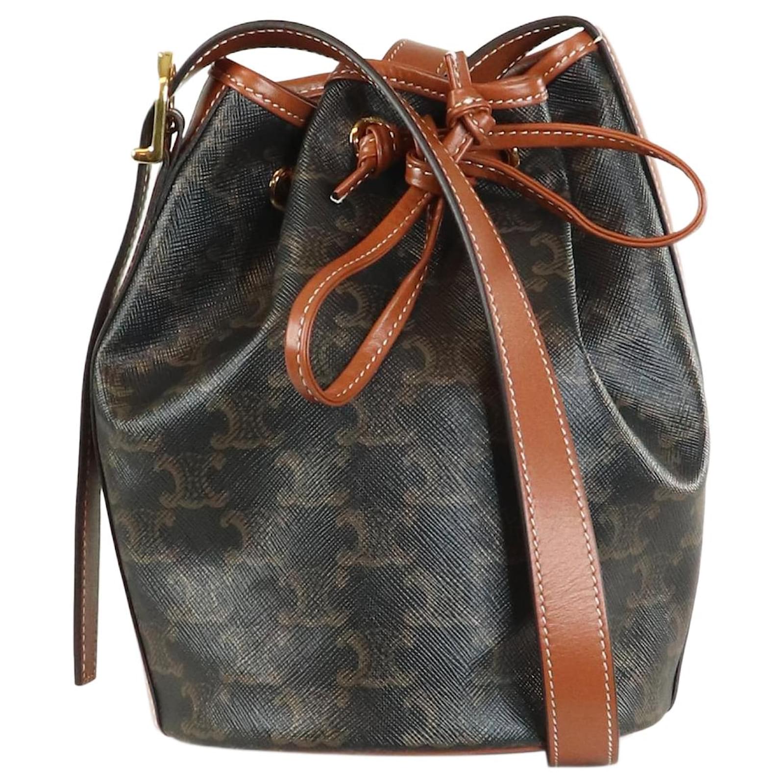 ハンドバッグ CELINE CLARA BUCKET BAG CELINE セリーヌ ハンドバッグ Bucket Clara バケット クララ